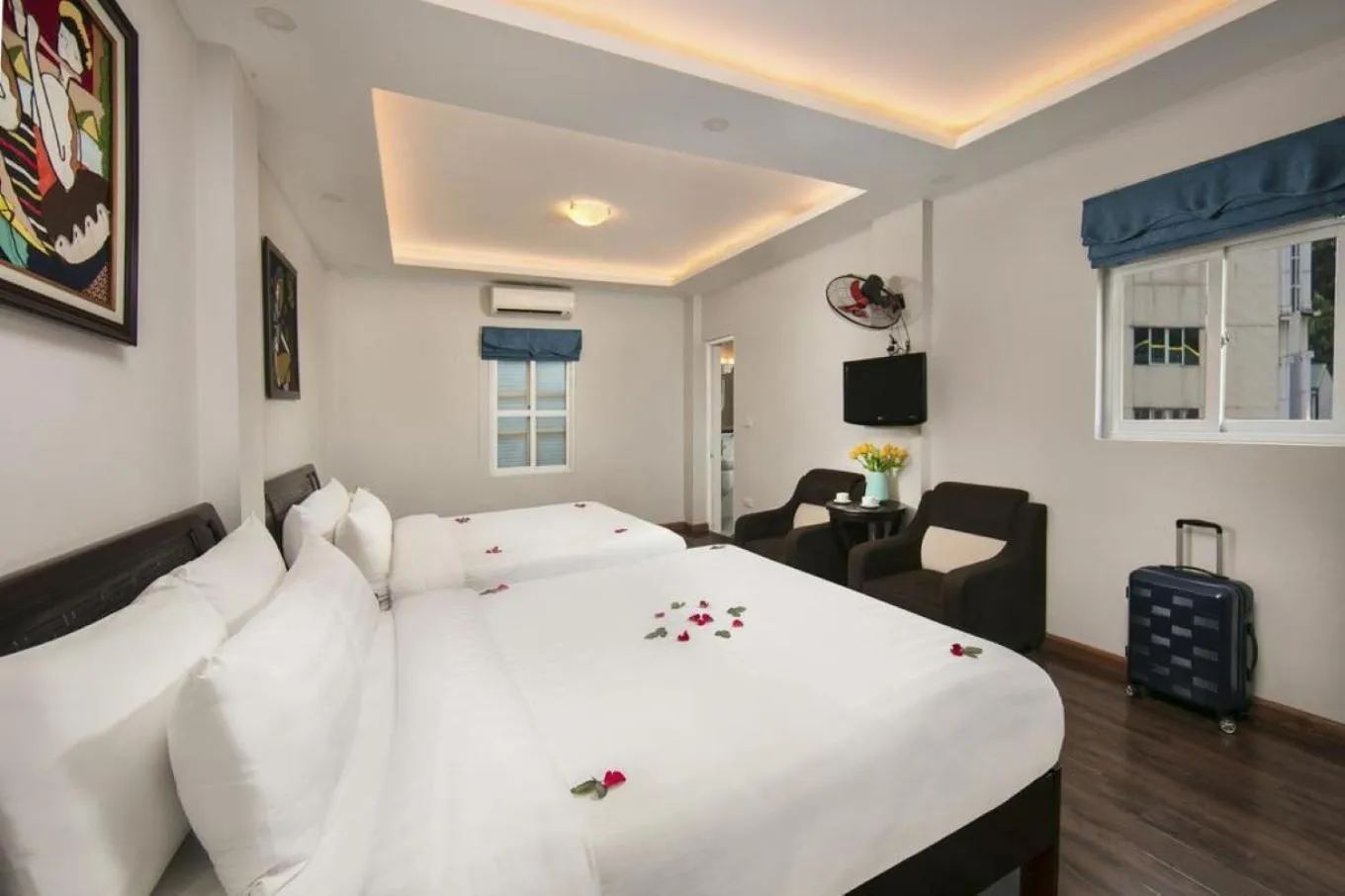 Photo of the whole room, Bed in Labevie Hotel