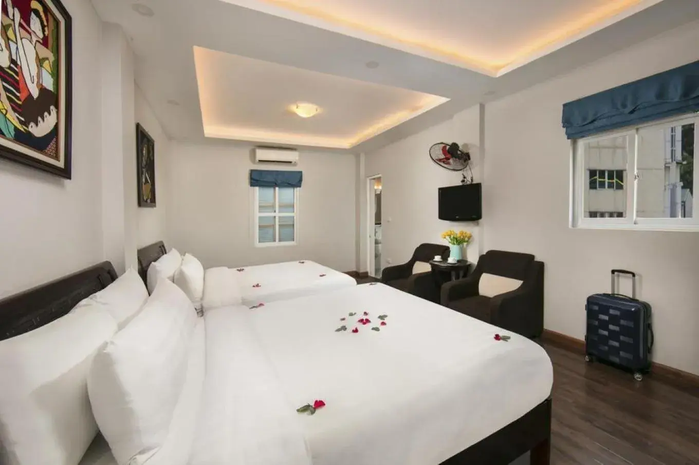 Photo of the whole room, Bed in Labevie Hotel Photo of the whole room, Bed in Labevie Hotel