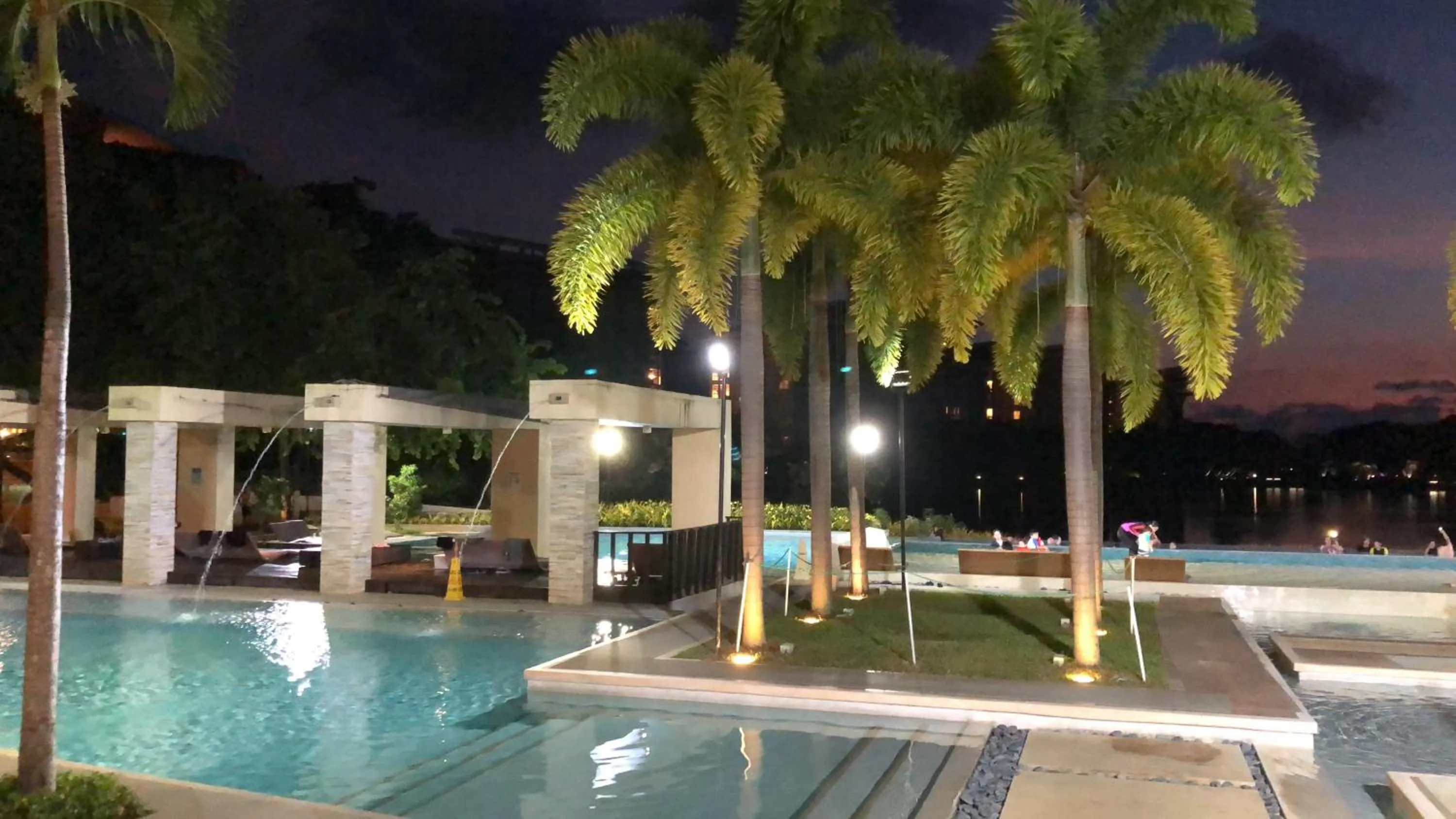 Night in Pico de Loro 2BR Vacation Flat