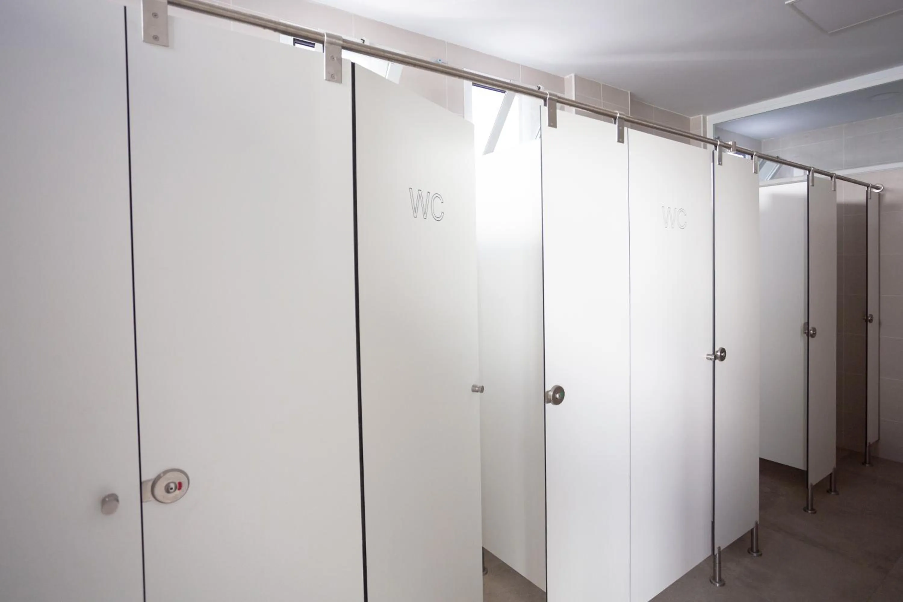 Toilet in Complejo Turístico Los Escullos Cabo de Gata