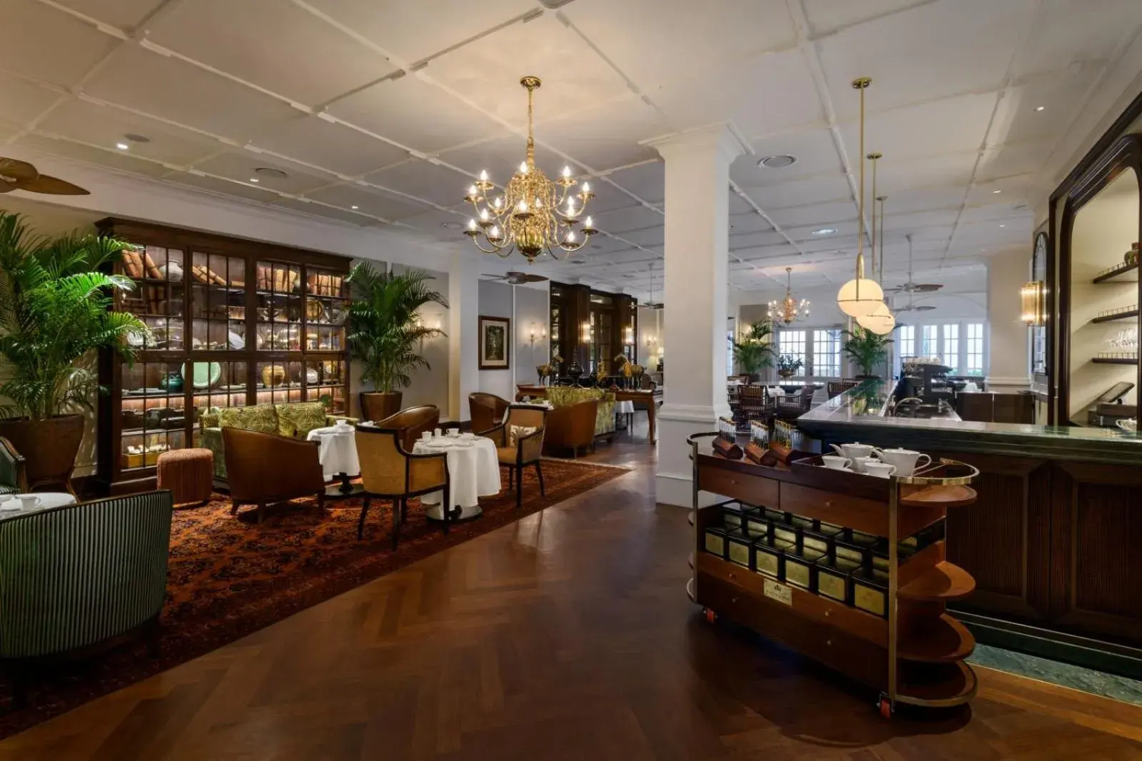 Restaurant/places to eat in Eastern & Oriental Hotel Restaurant/places to eat in Eastern & Oriental Hotel