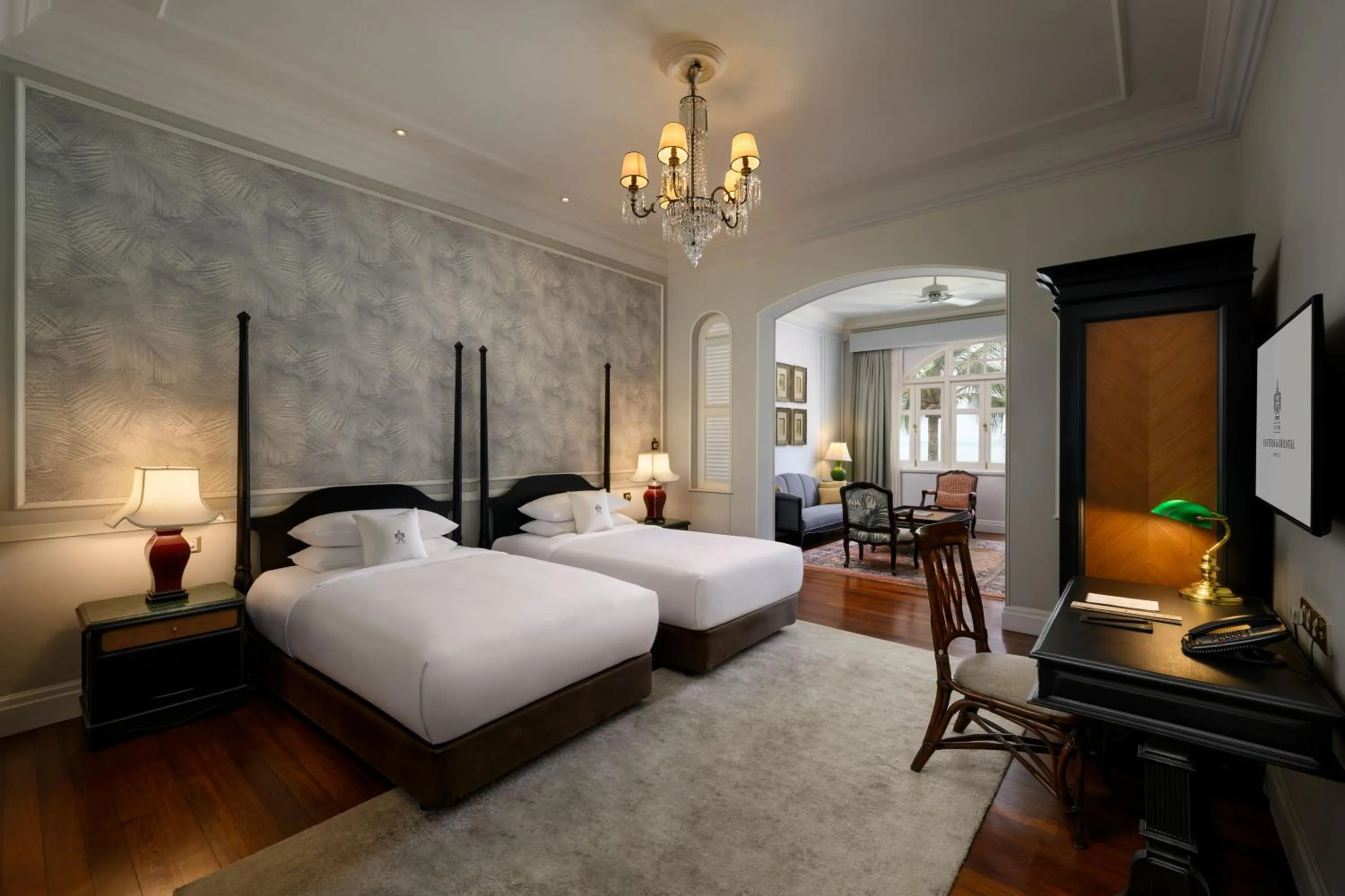 Bedroom, Bed in Eastern & Oriental Hotel