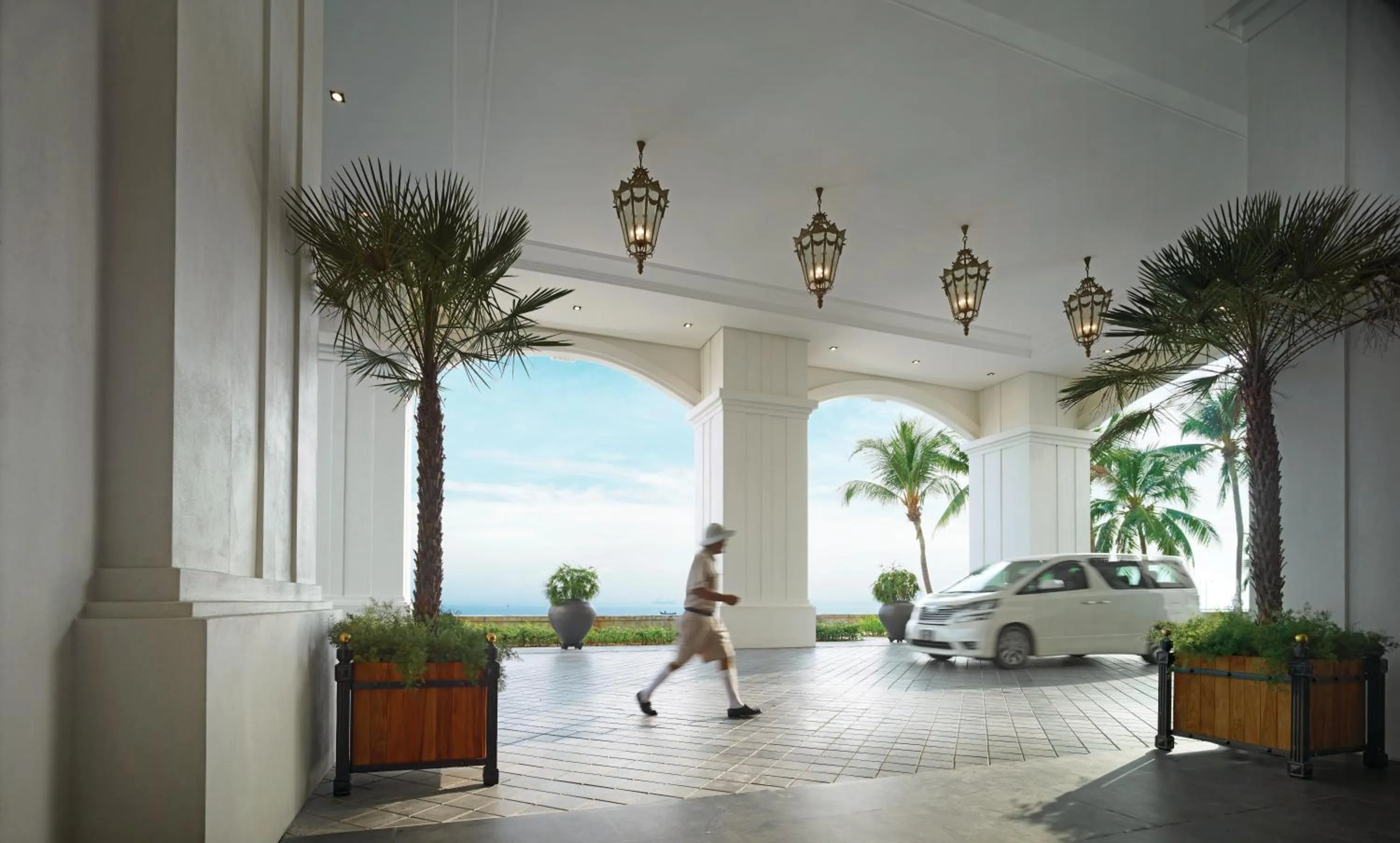 Facade/entrance in Eastern & Oriental Hotel