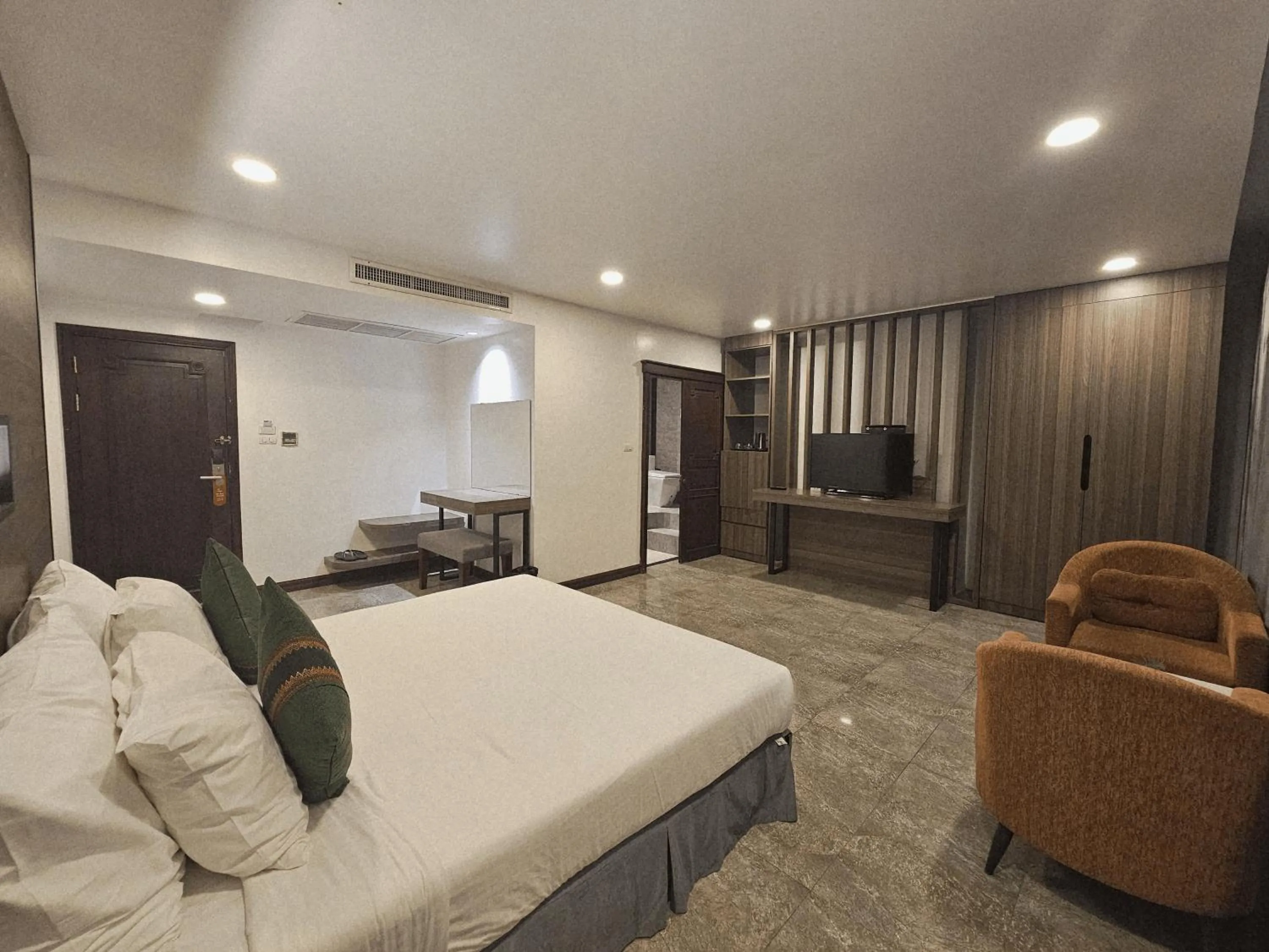 TV and multimedia, Bed in Family Boutique Hotel