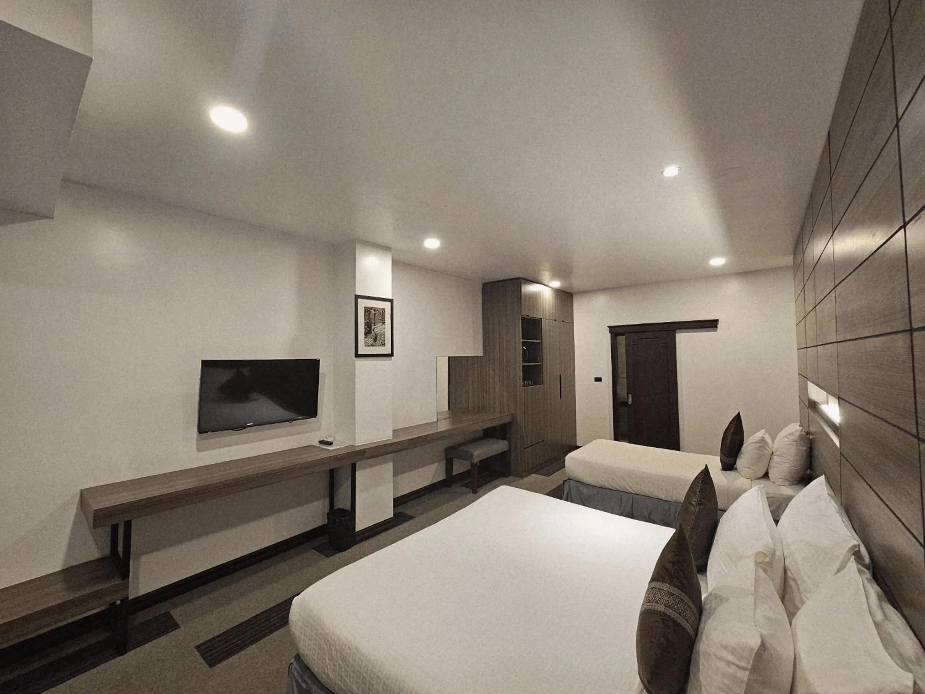 TV and multimedia, Bed in Family Boutique Hotel