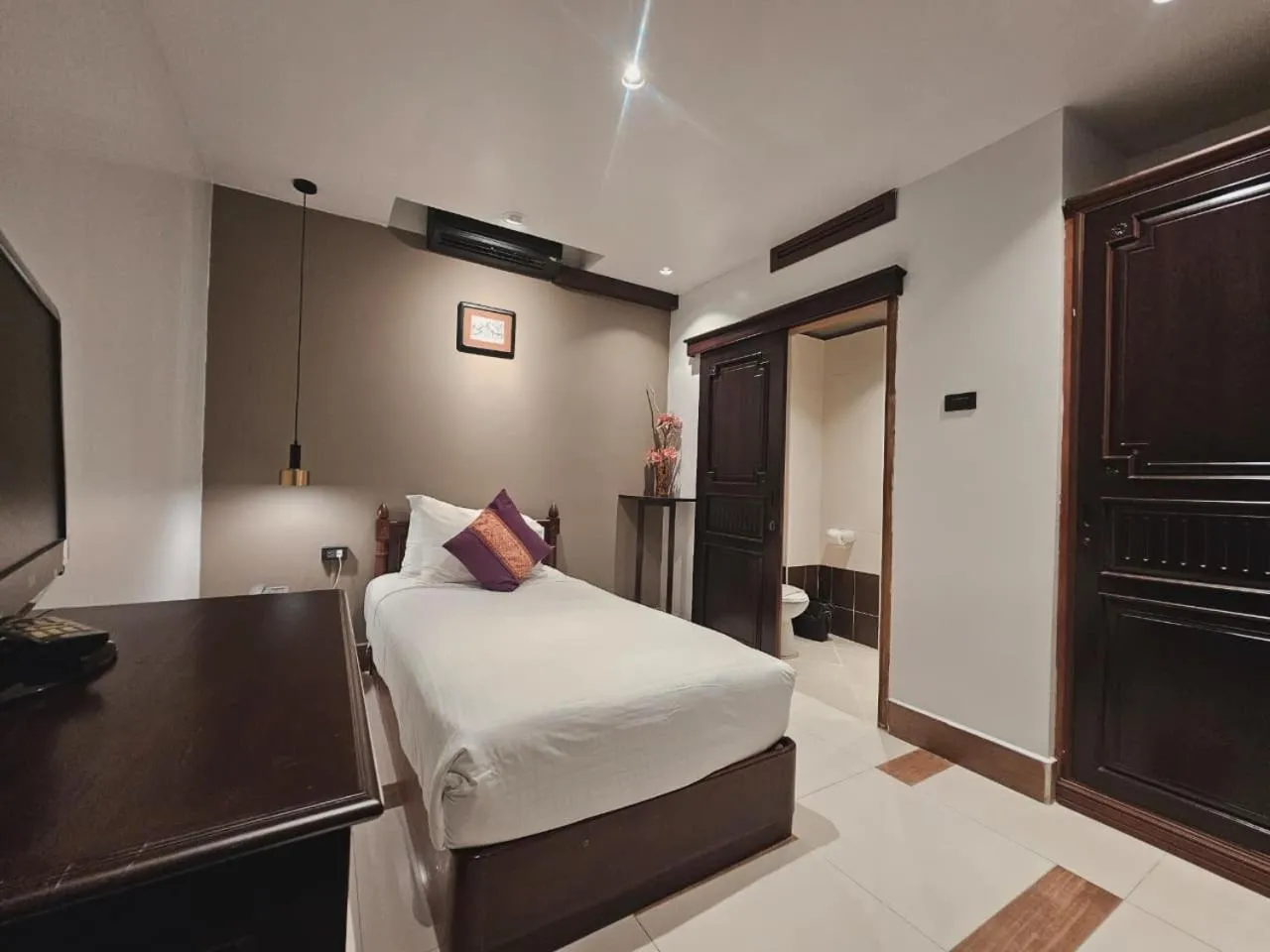 Bedroom, Bed in Family Boutique Hotel