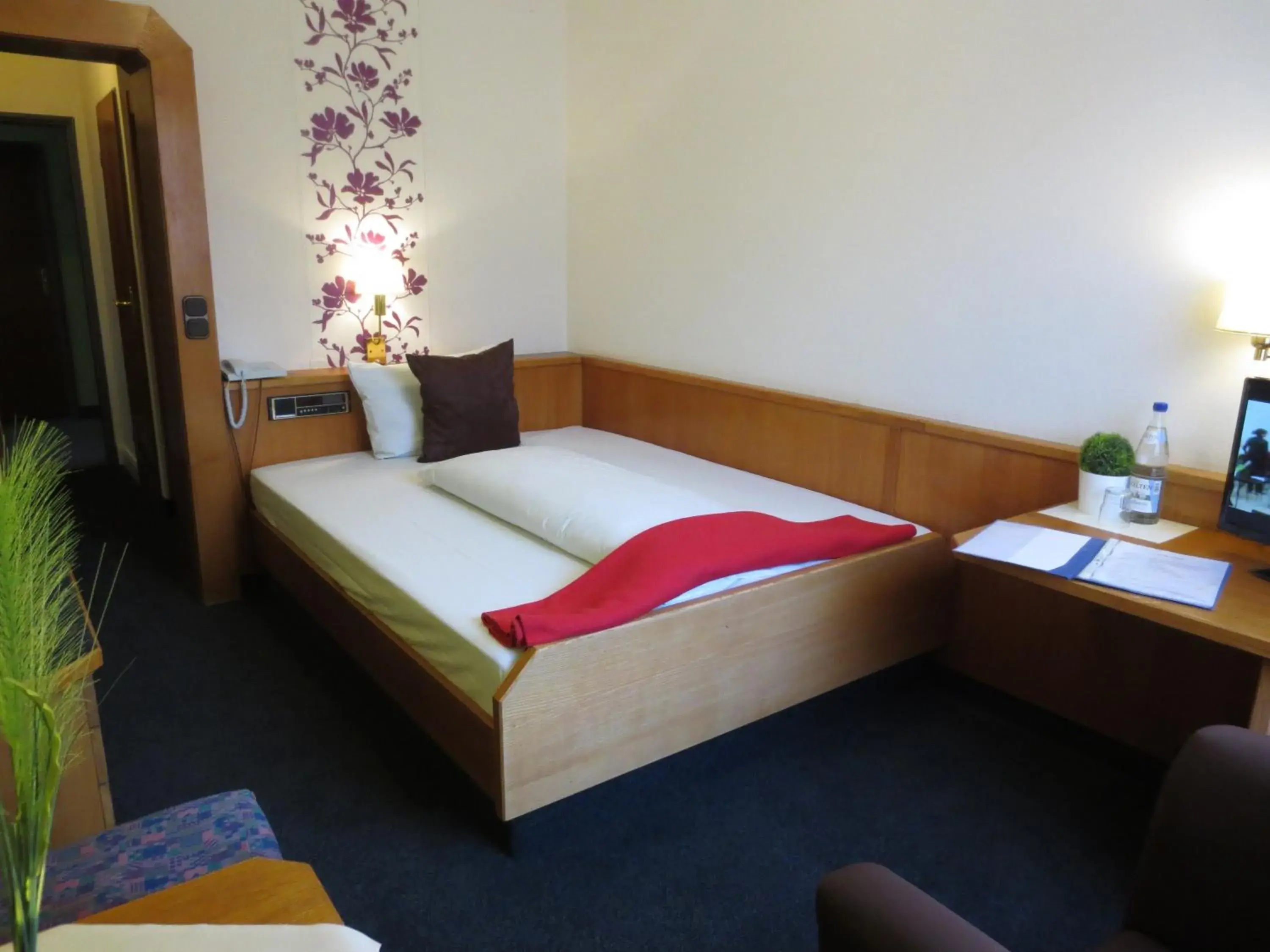 Single Room in Hotel Krone Single Room in Hotel Krone