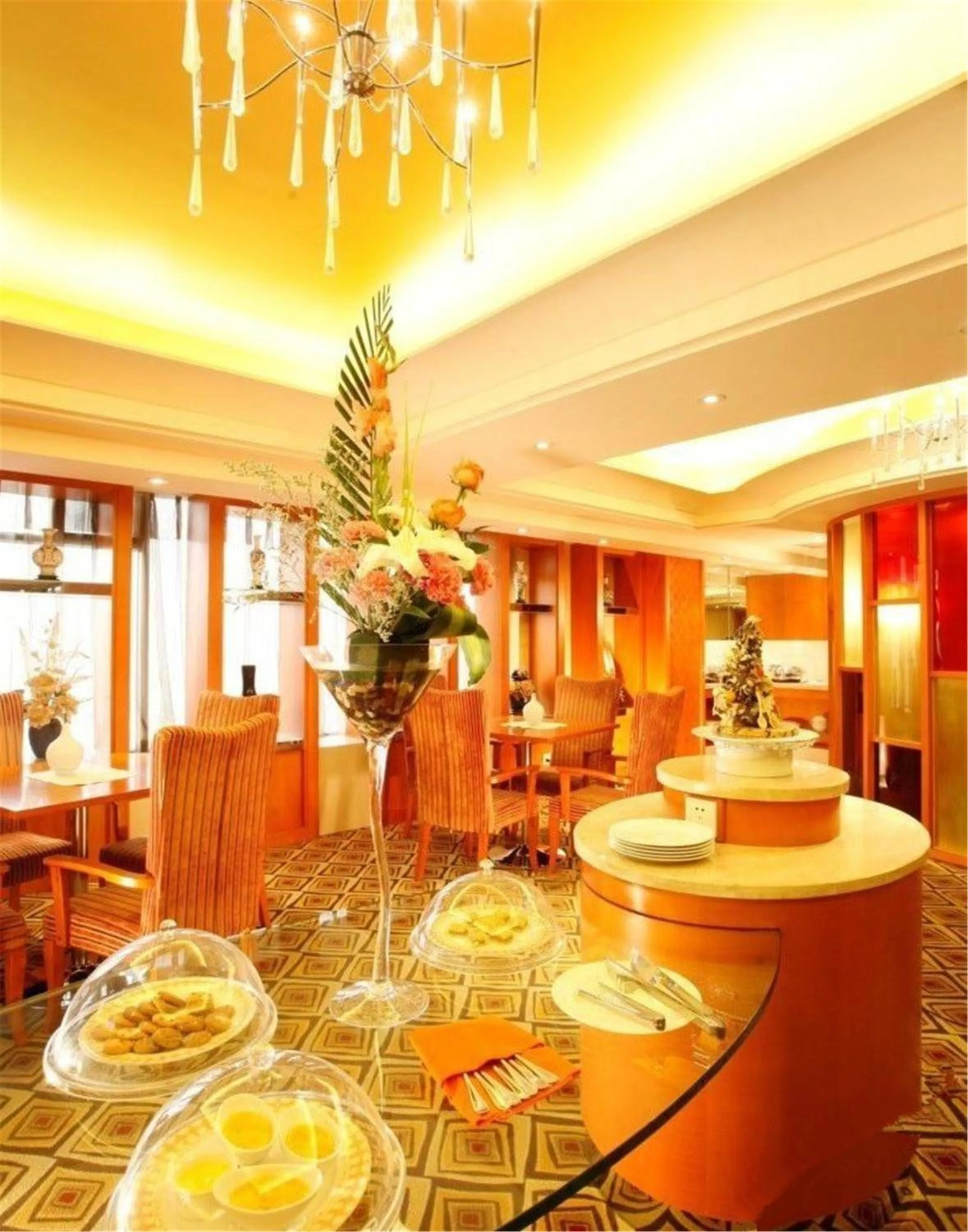 Restaurant/places to eat in Dalian East Hotel