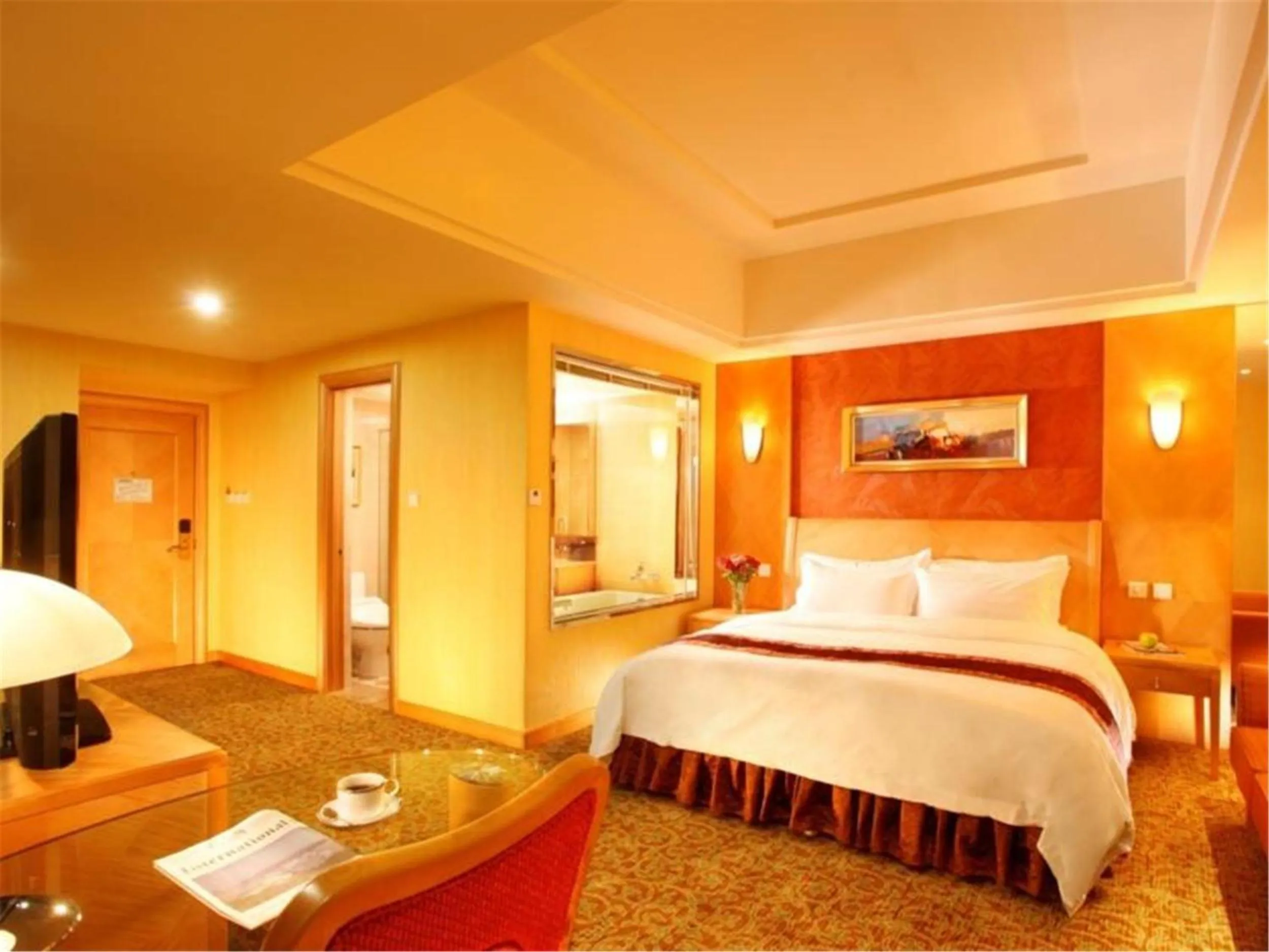Photo of the whole room, Bed in Dalian East Hotel