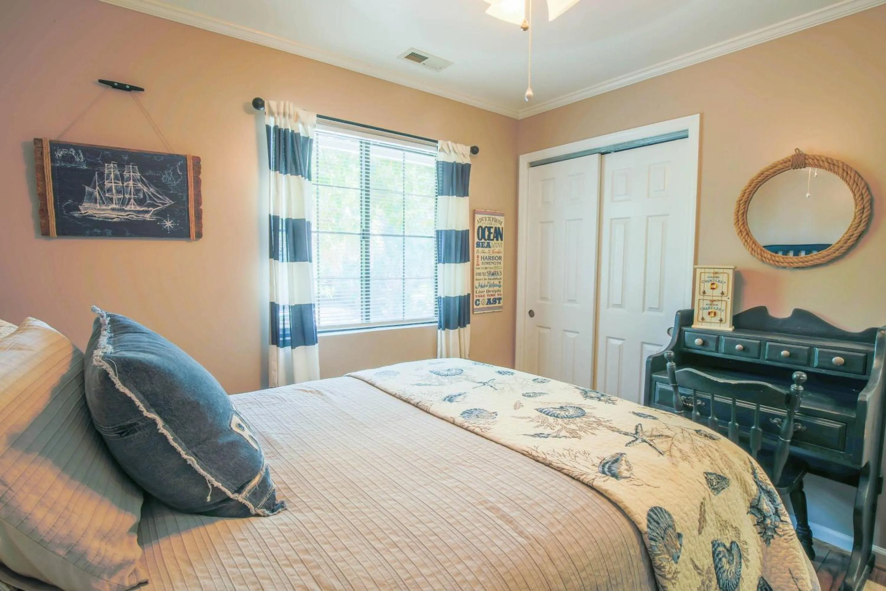 Bed in Mermaid’s Folly