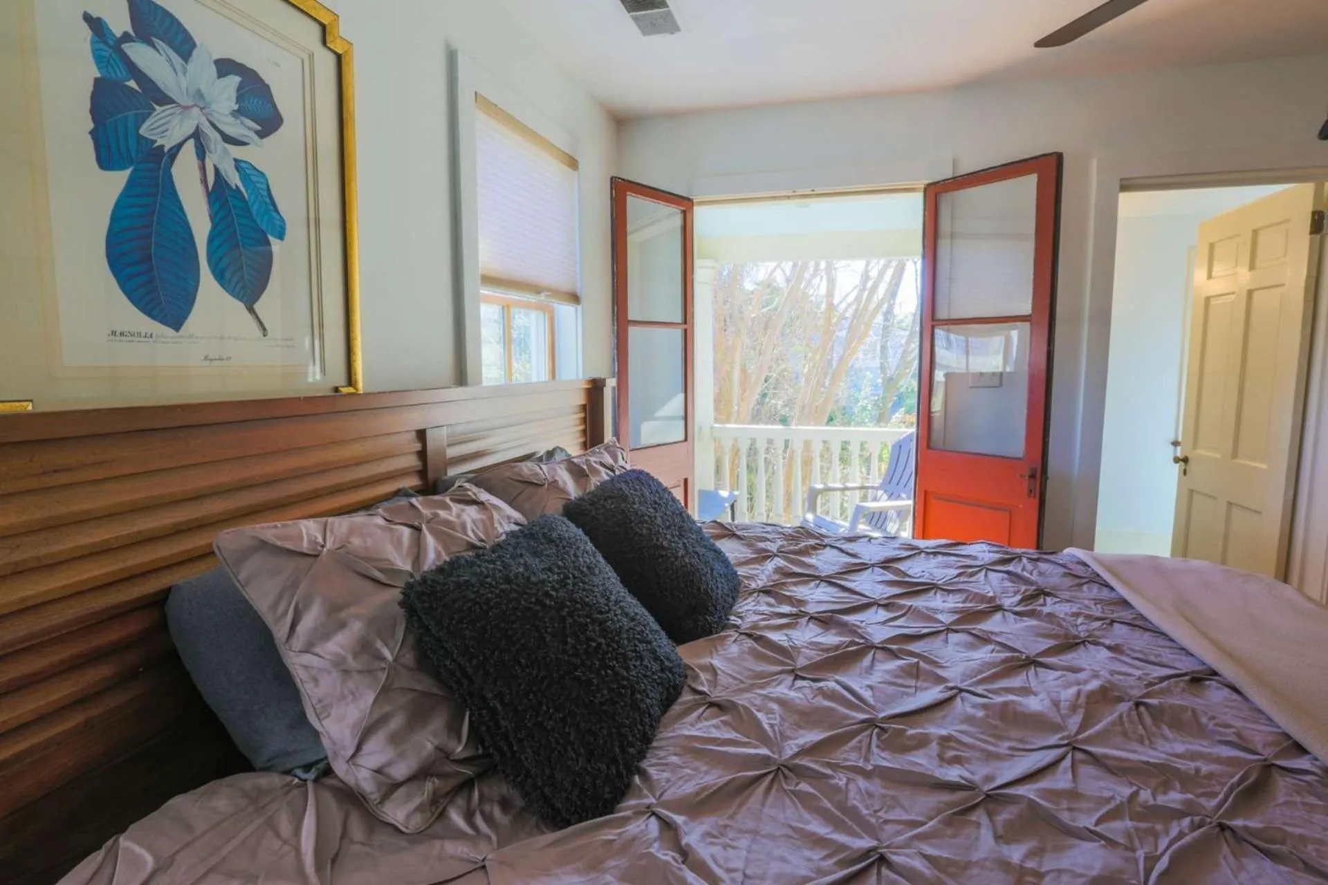 Bed in Sweet Spacious Suite