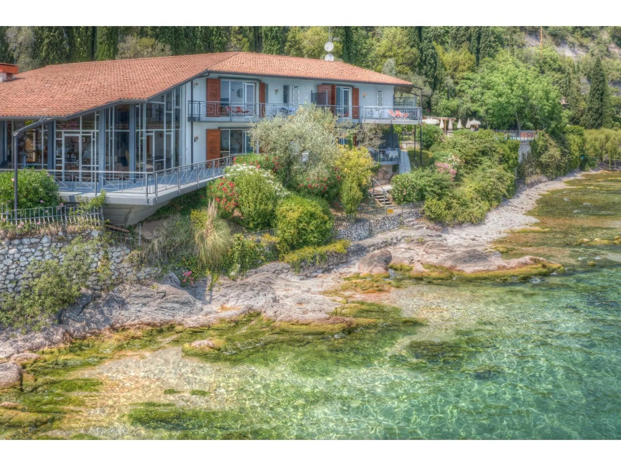 Property building in Villa Cappellina