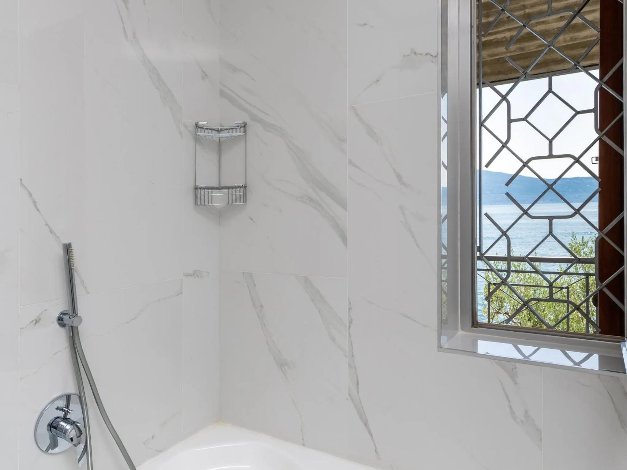 Hot Tub in Villa Cappellina