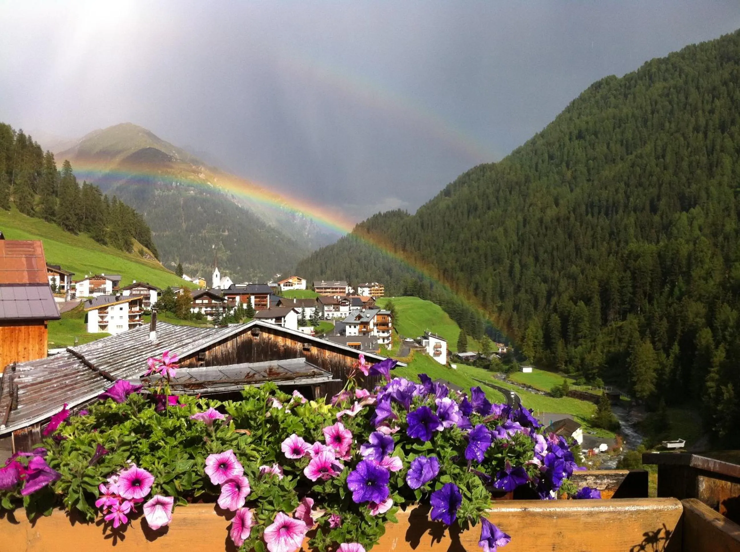 Summer in LARET private Boutique Hotel - Adults only