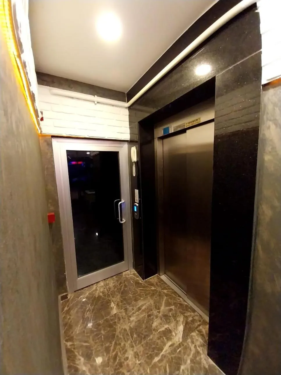 elevator in TRABZON Asel Suite Otel