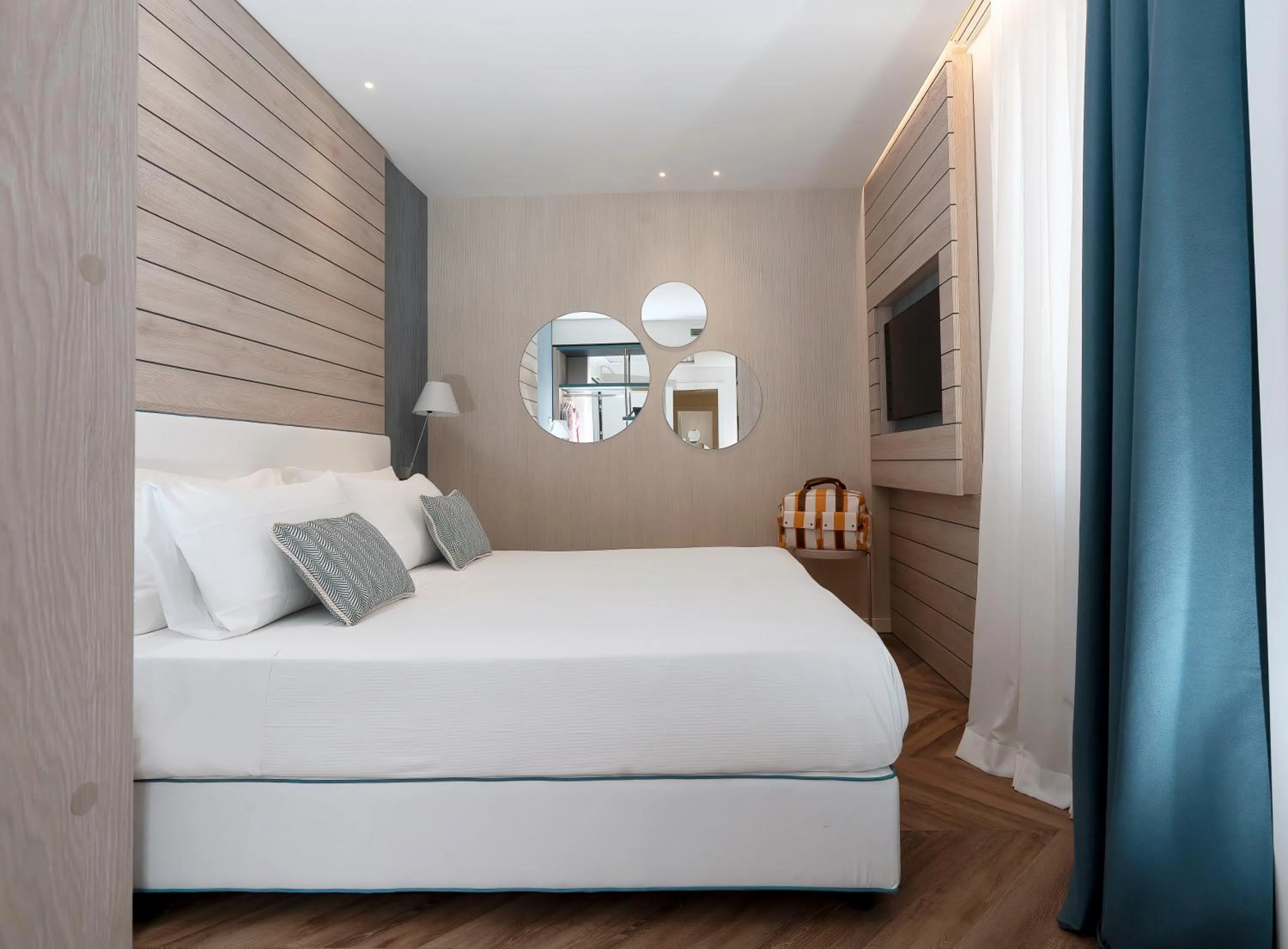 Bedroom, Bed in Hotel Tirrenia