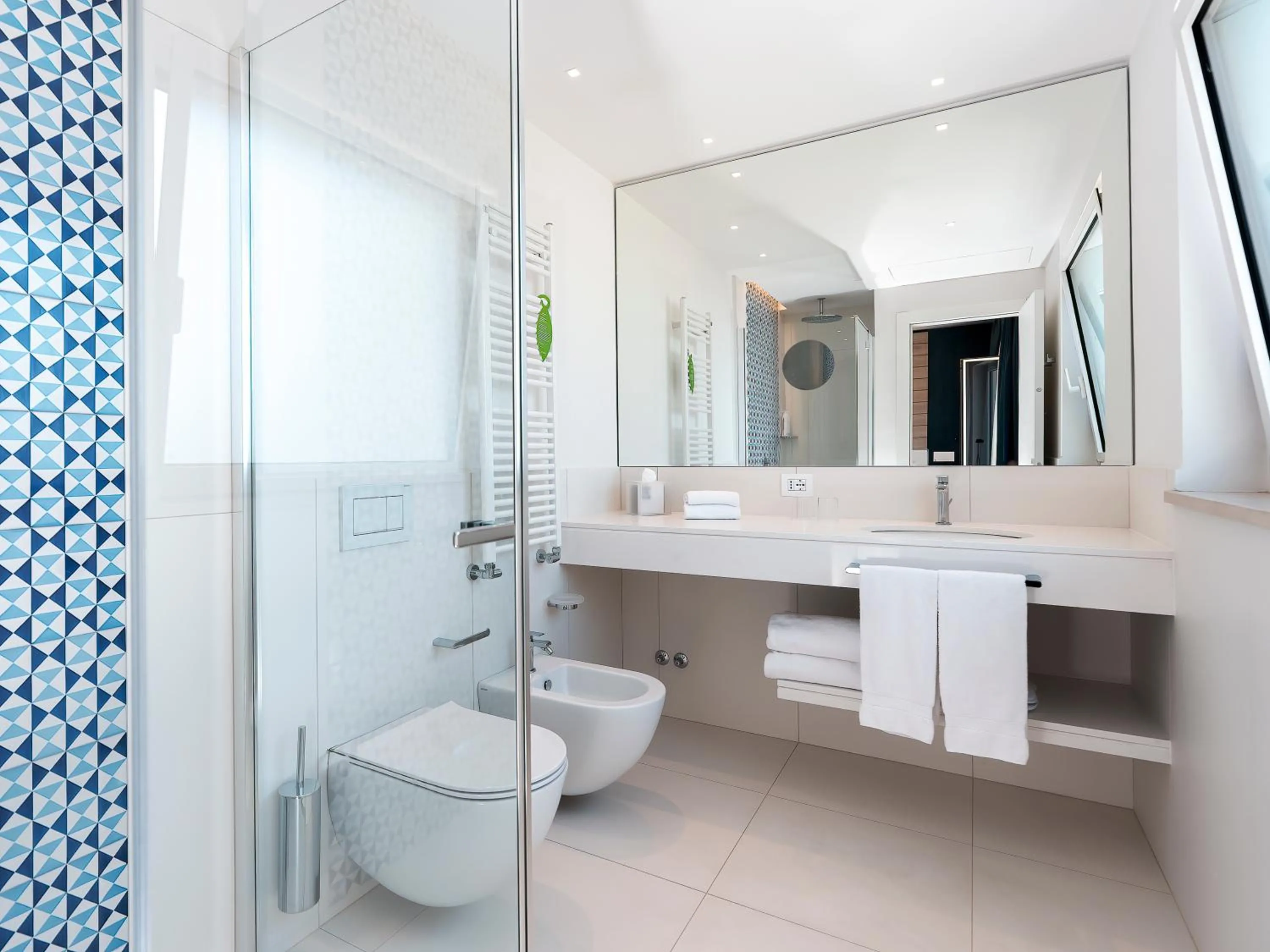 Bathroom in Hotel Tirrenia