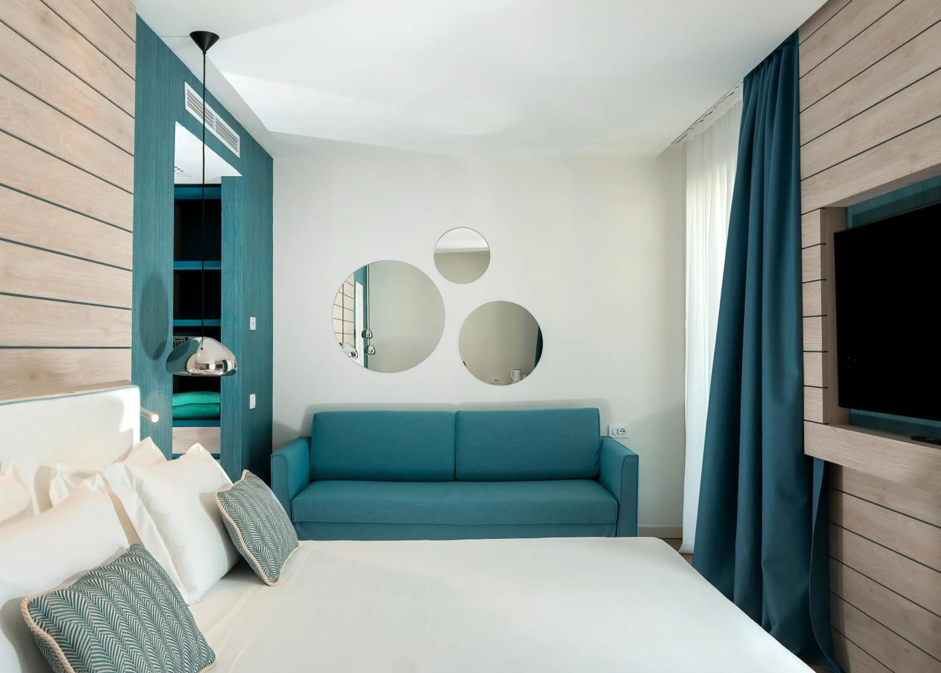 Bedroom, Bed in Hotel Tirrenia