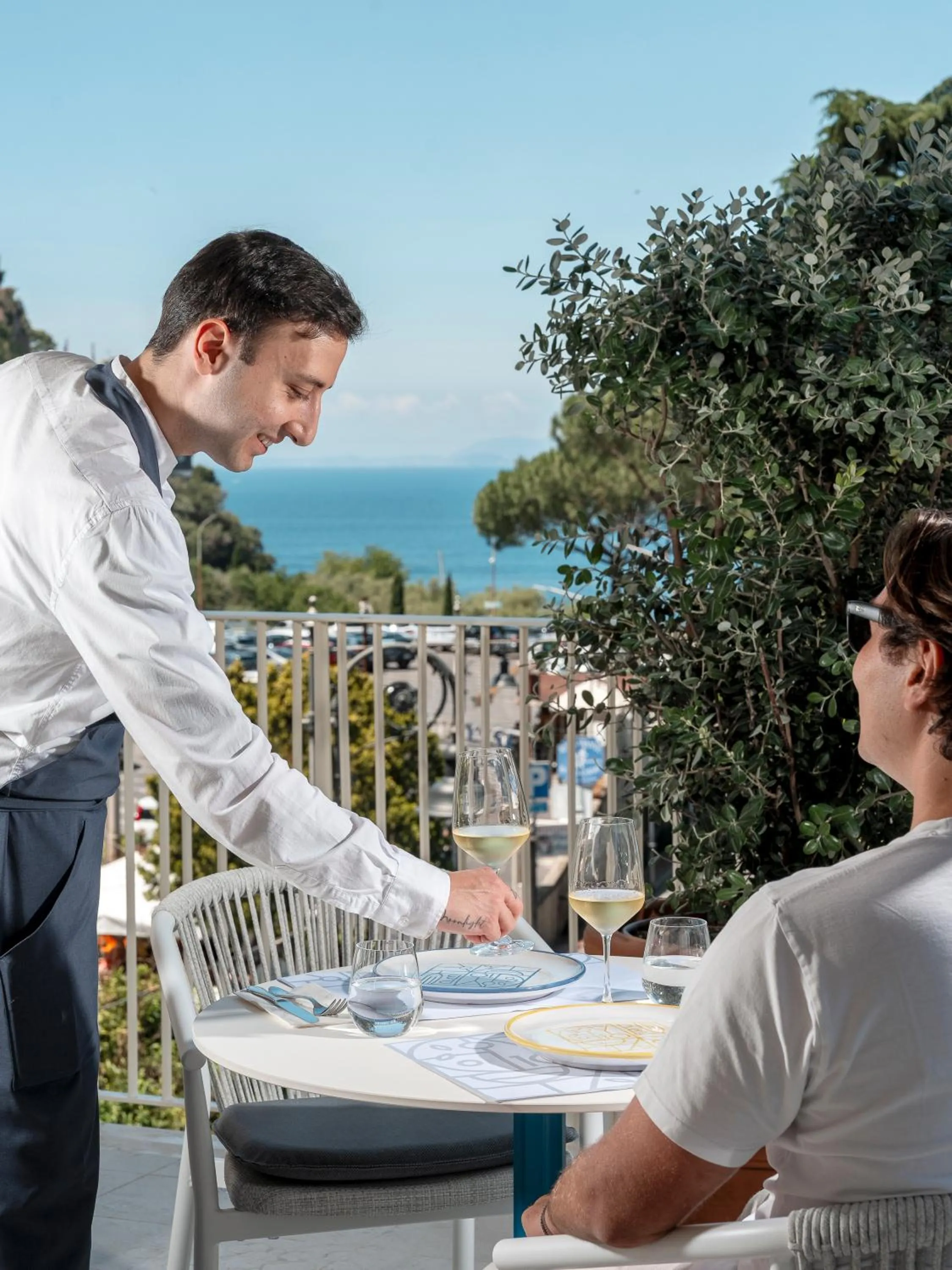Restaurant/places to eat in Hotel Tirrenia