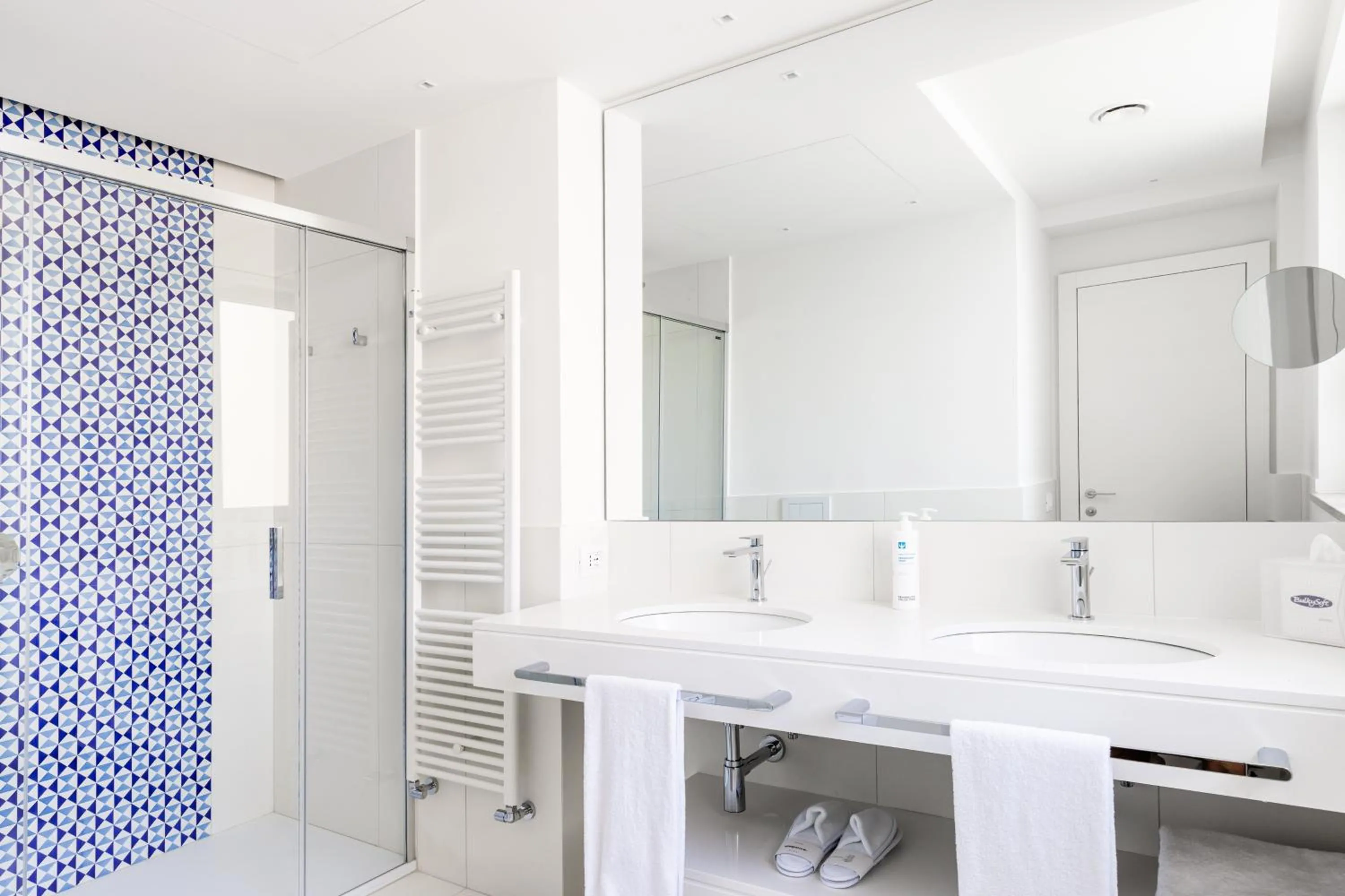 Bathroom in Hotel Tirrenia
