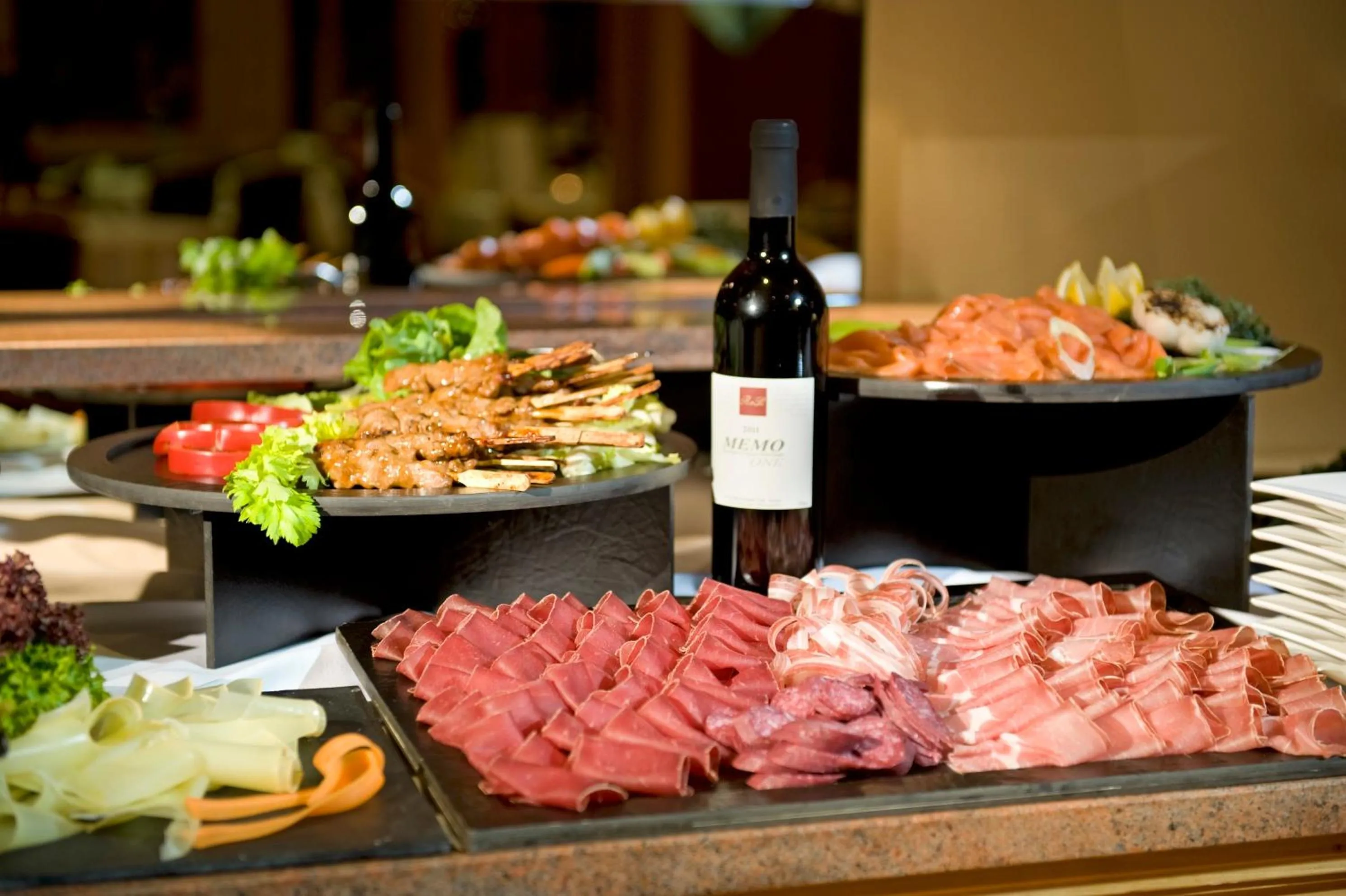 Food and drinks in Hotel Quellenhof Leukerbad