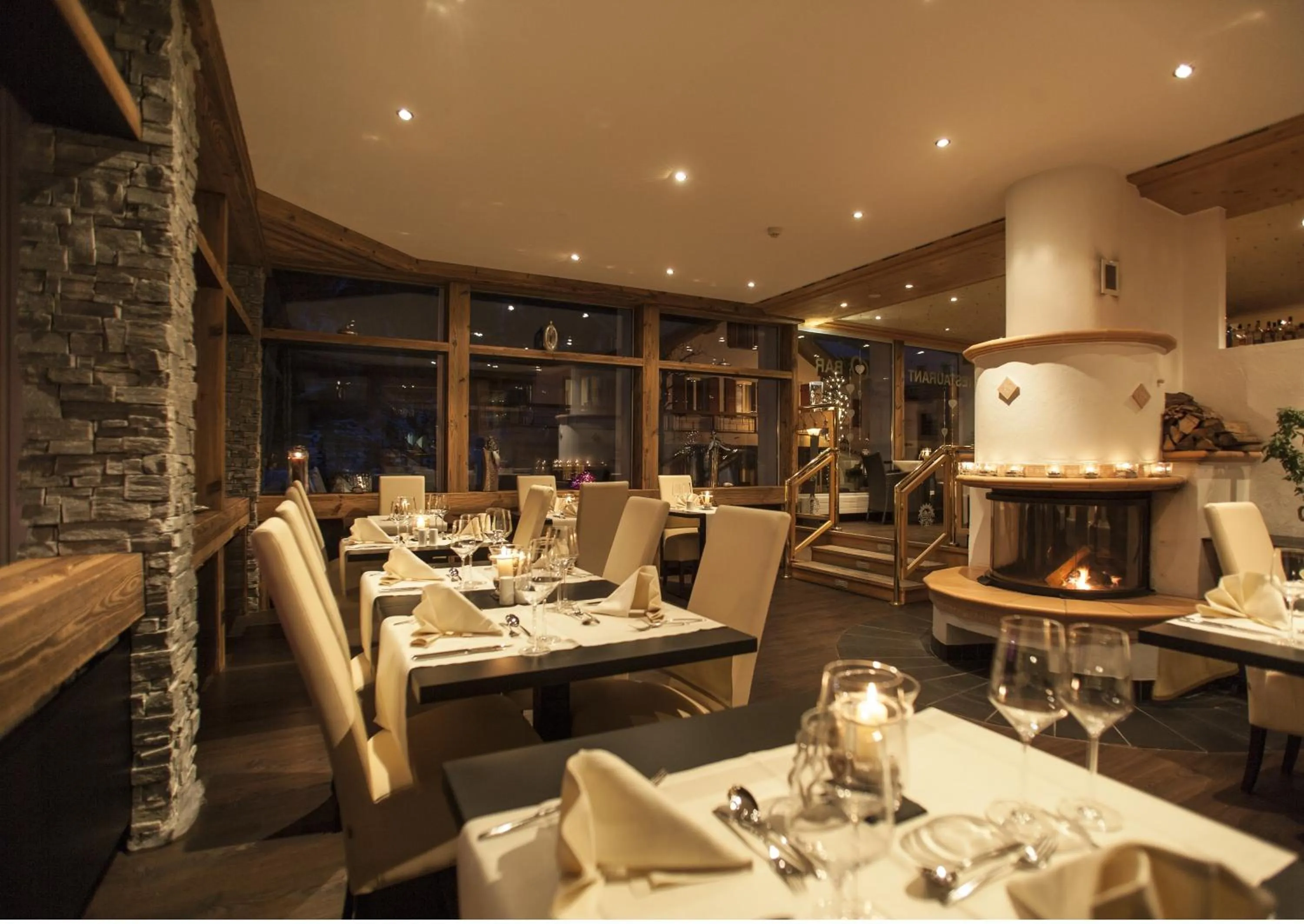 Restaurant/places to eat in Hotel Quellenhof Leukerbad