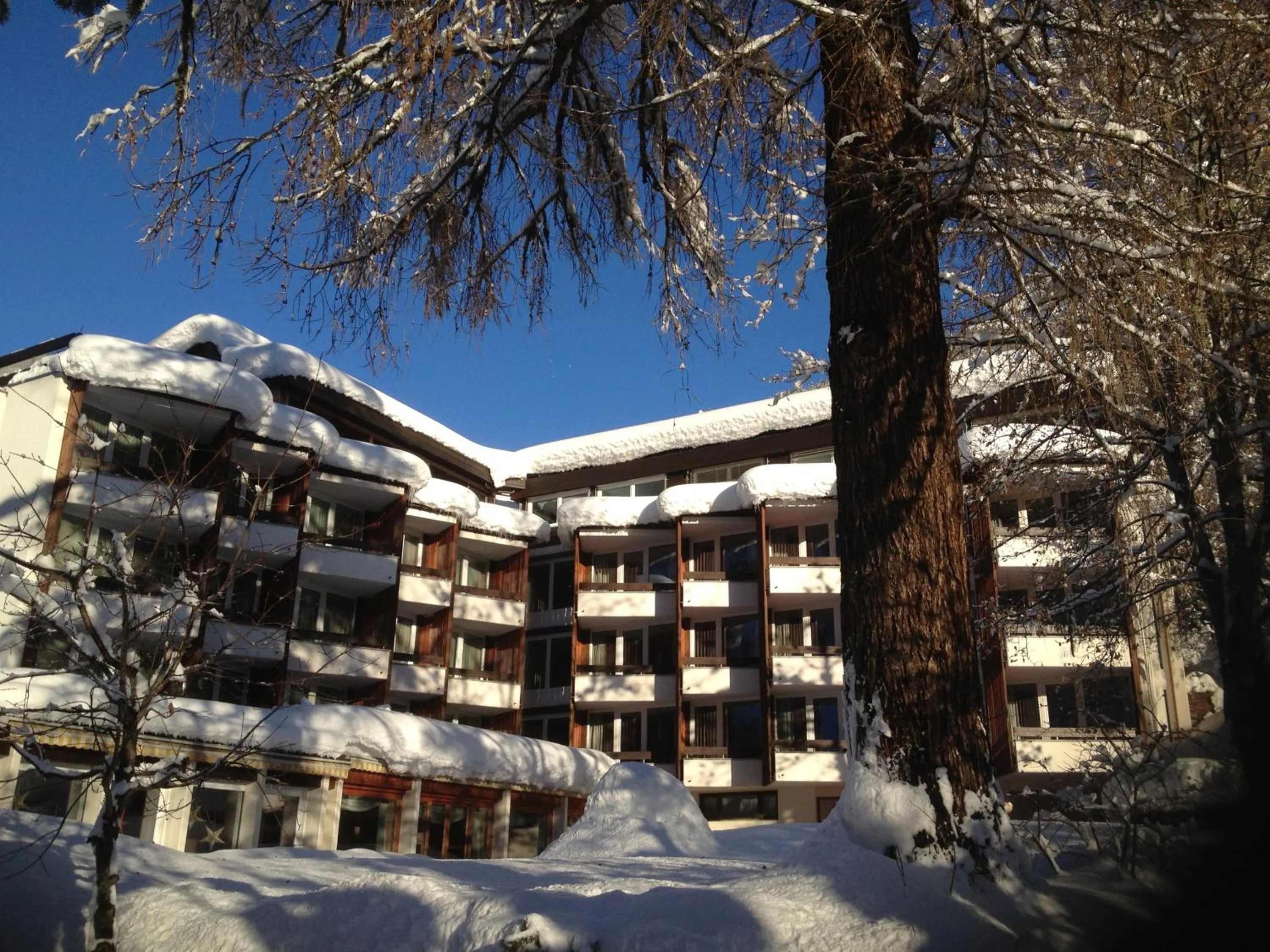 Facade/entrance in Hotel Quellenhof Leukerbad