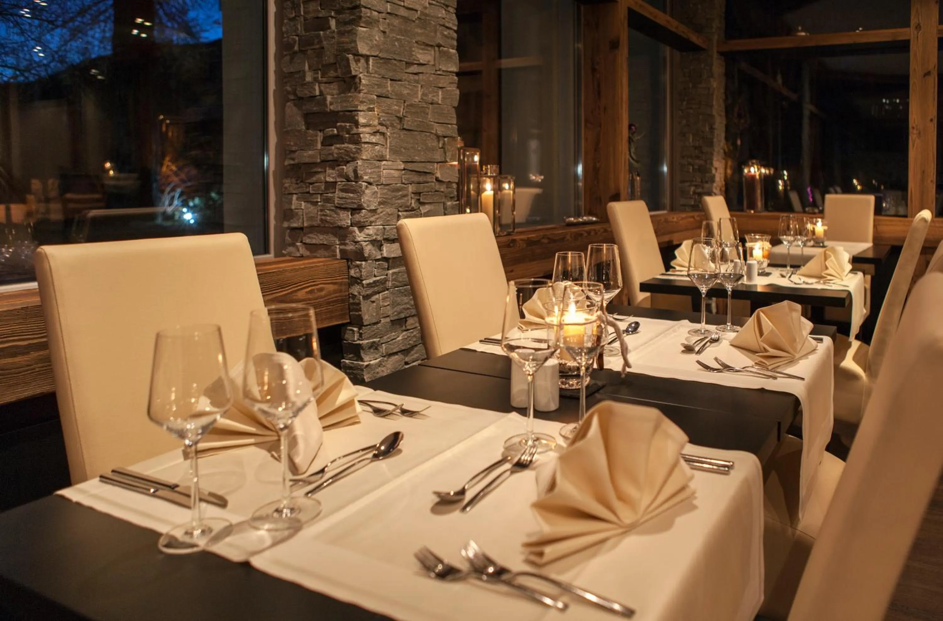Restaurant/places to eat in Hotel Quellenhof Leukerbad