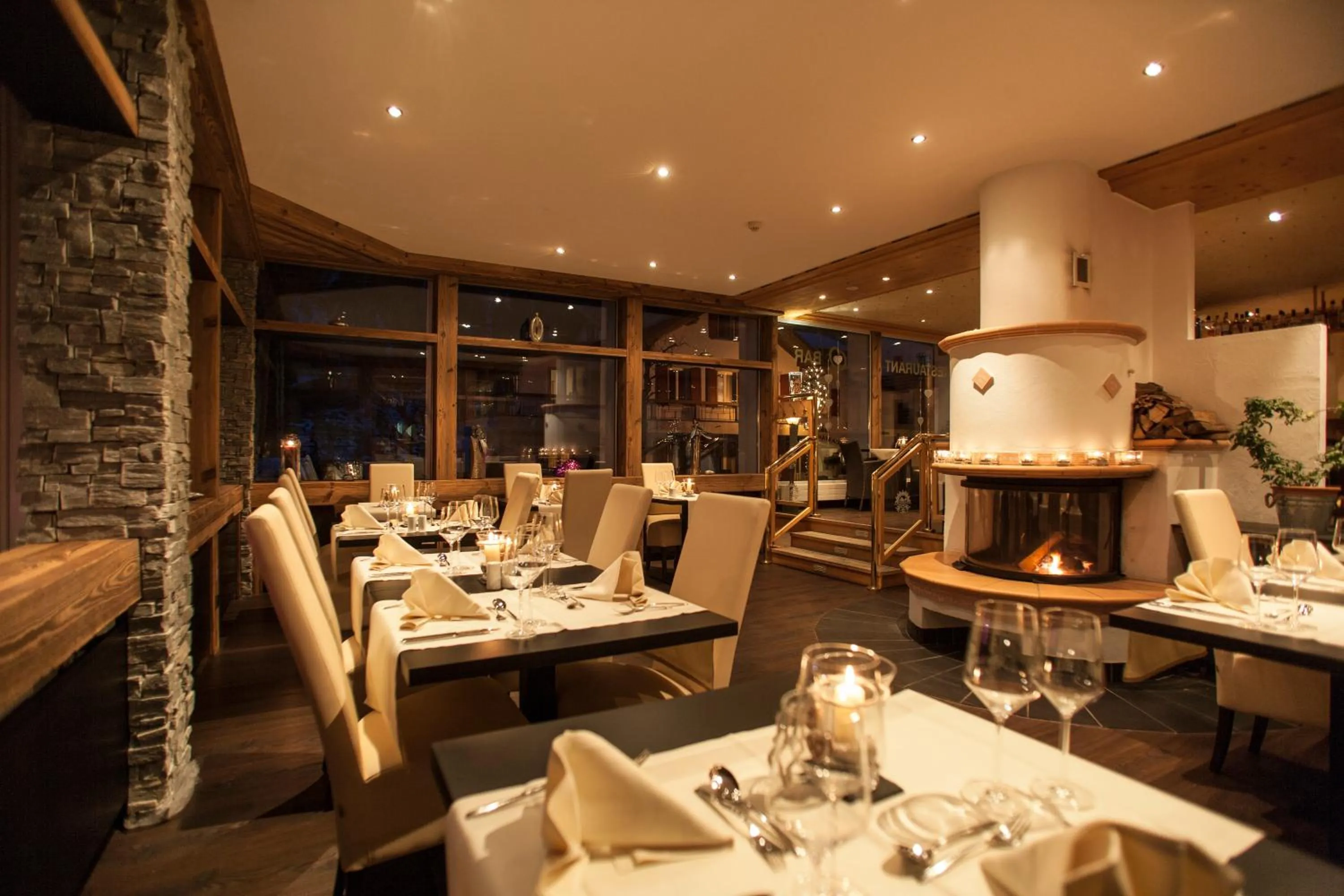 Restaurant/places to eat in Hotel Quellenhof Leukerbad