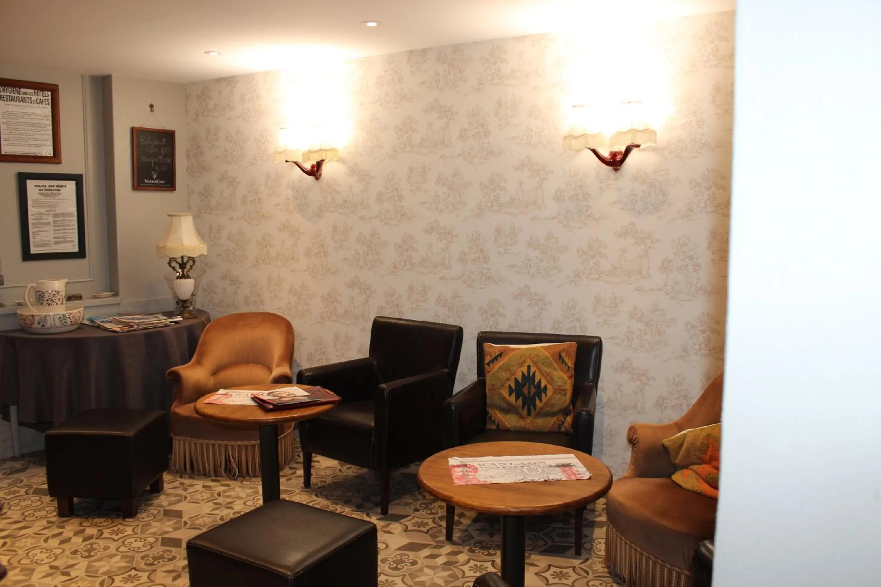 Lounge or bar in Hypnos Hotel