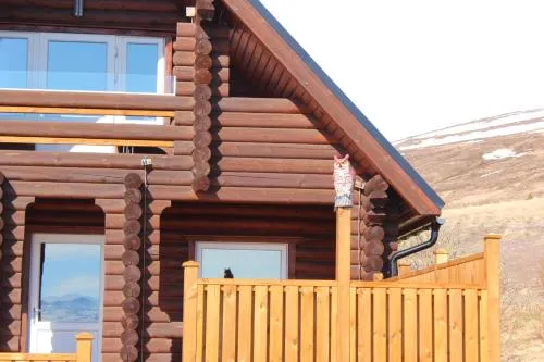Akureyri Log Cottage