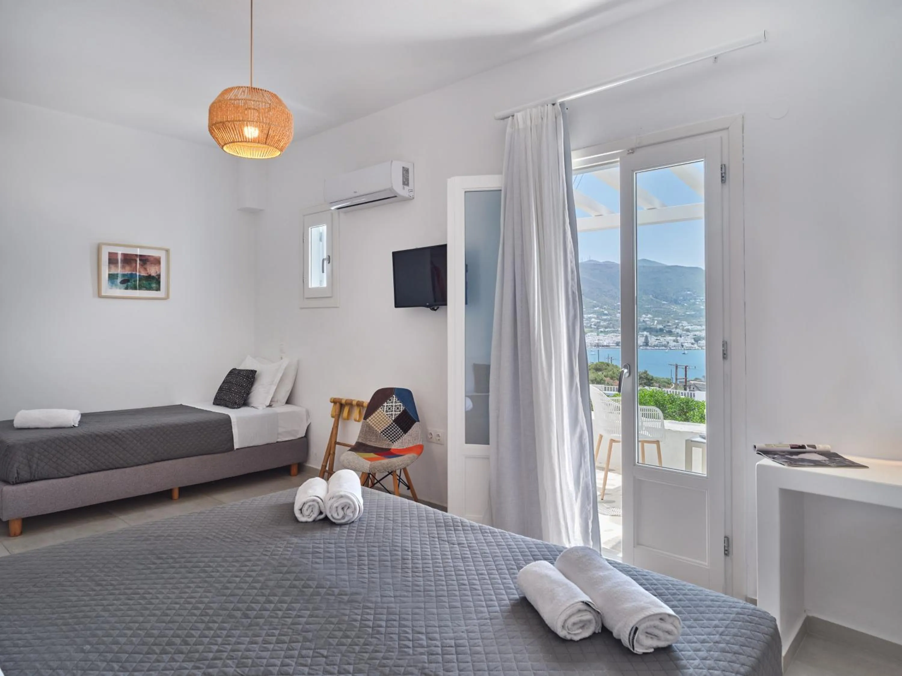 Bed in Akrotiri Hotel