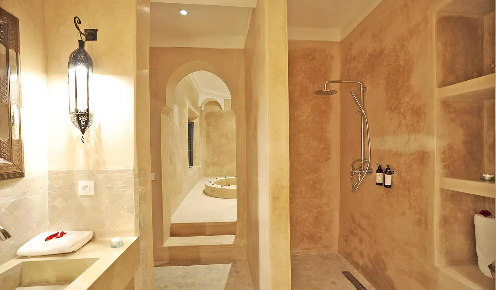 Bathroom in Hotel & Spa Dar Baraka & Karam