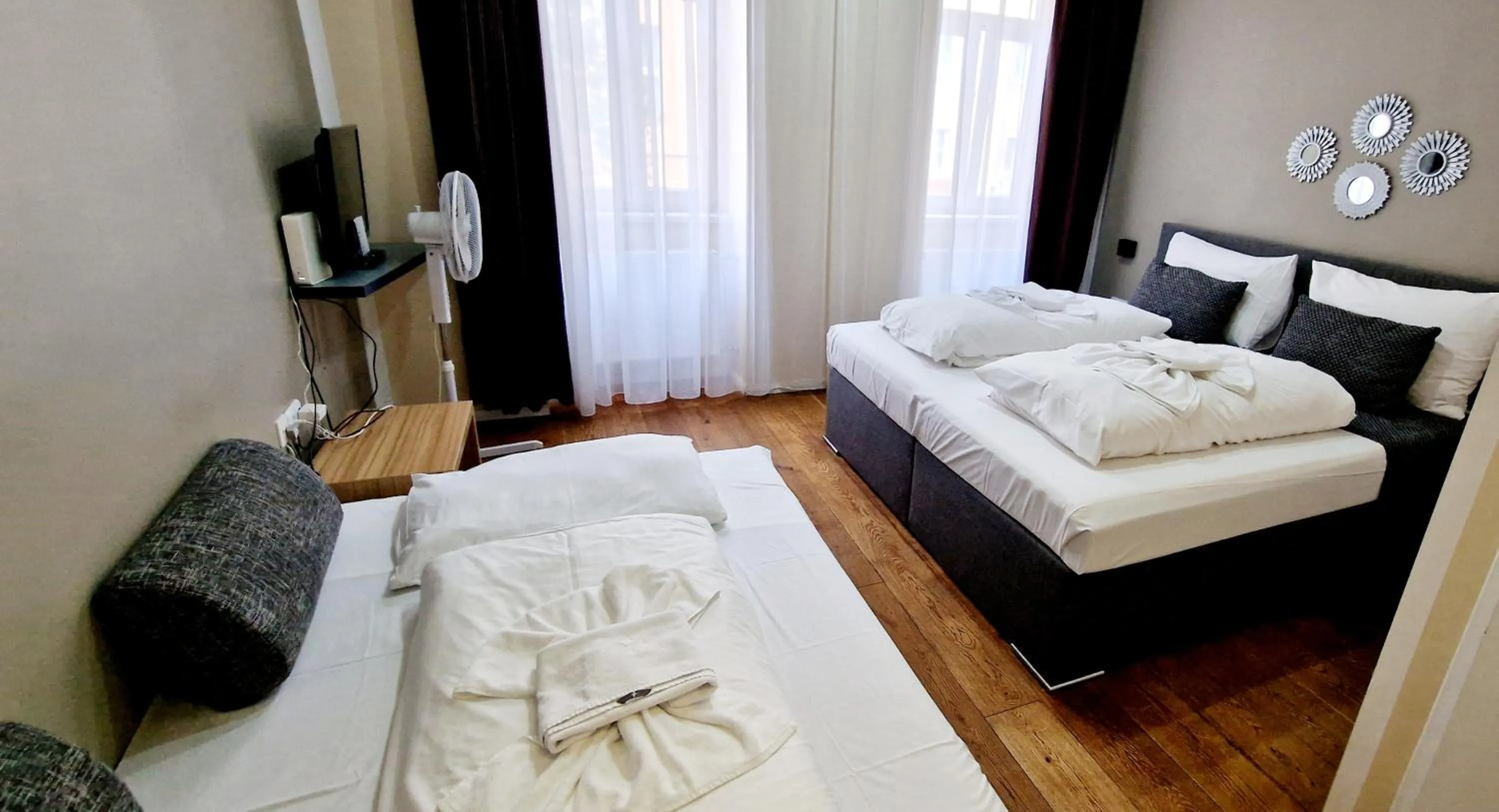 Photo of the whole room, Bed in Aparthotel LAAERBERG