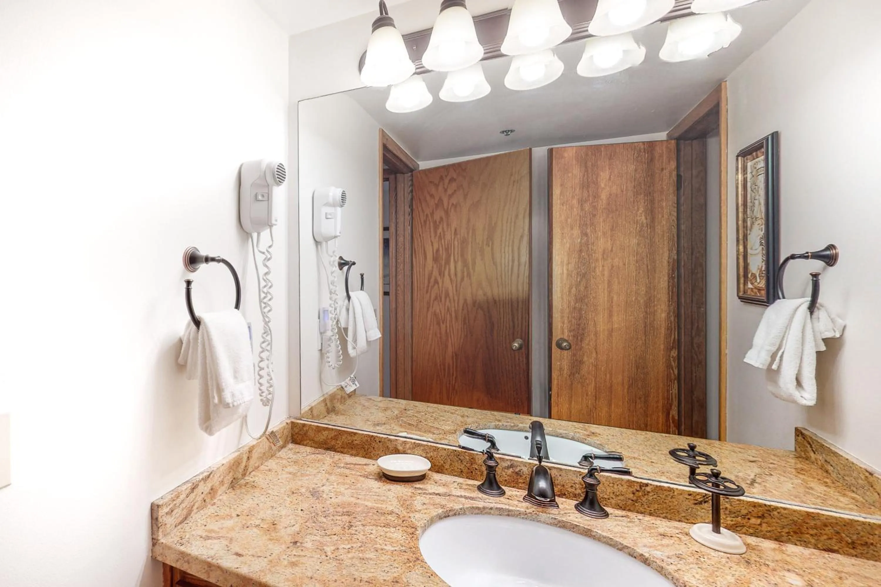 Park Station Luxury Retreat