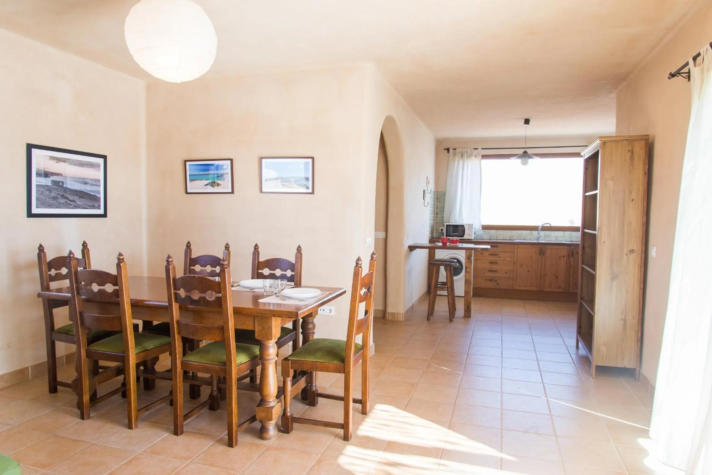 Dining area in Villa Upupa