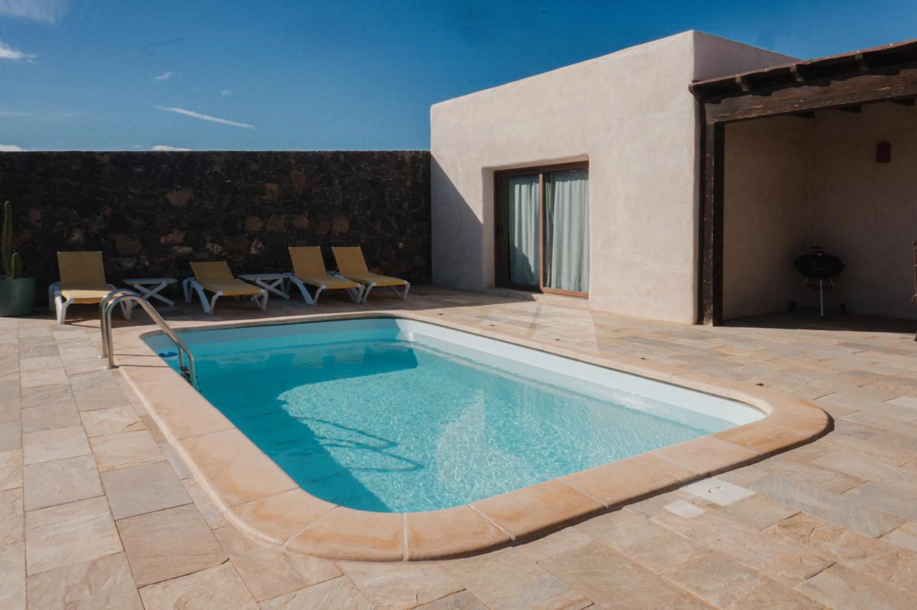 Swimming pool in Villa Upupa