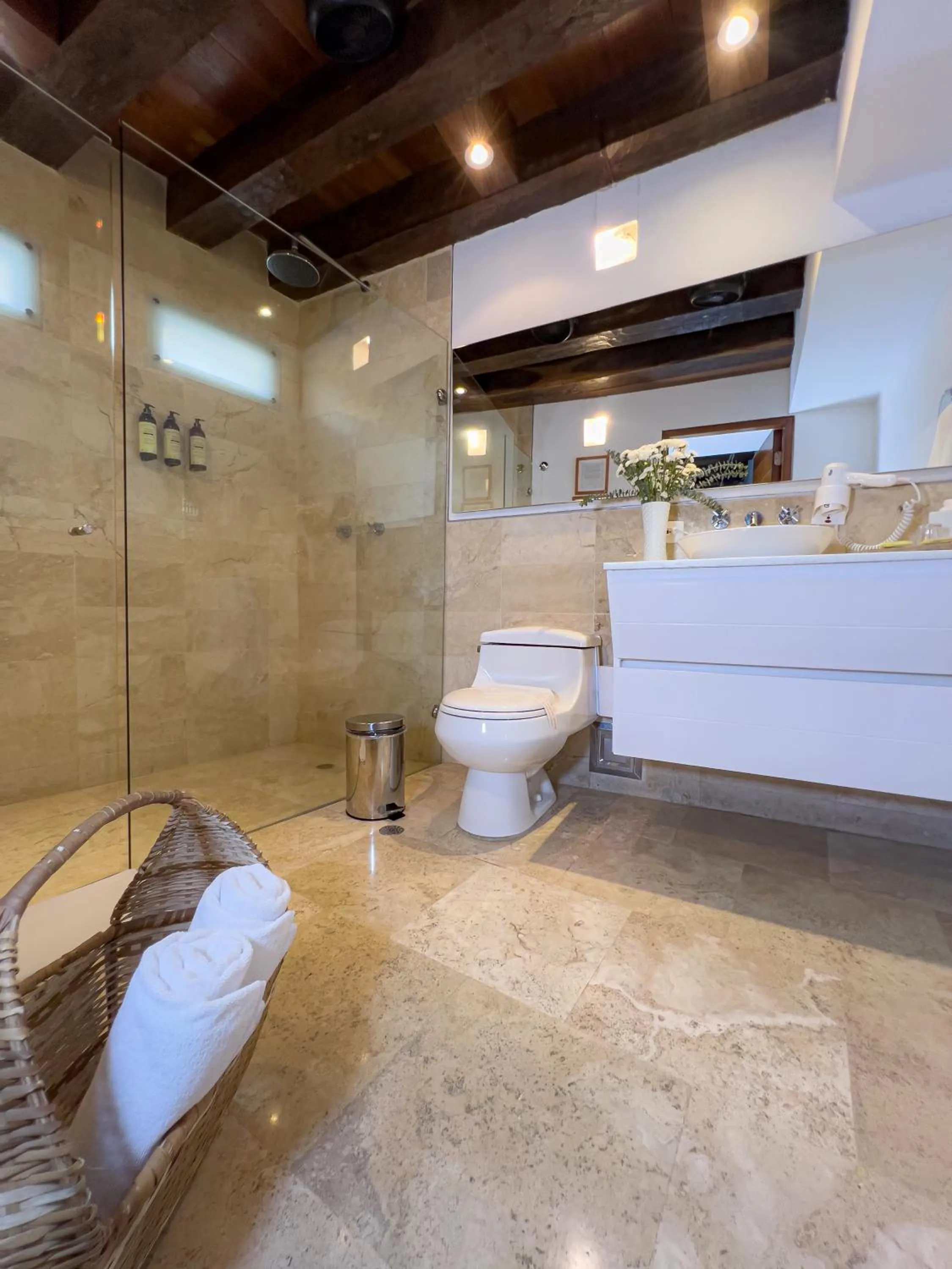 Bathroom in Casa Claver Loft Boutique Hotel