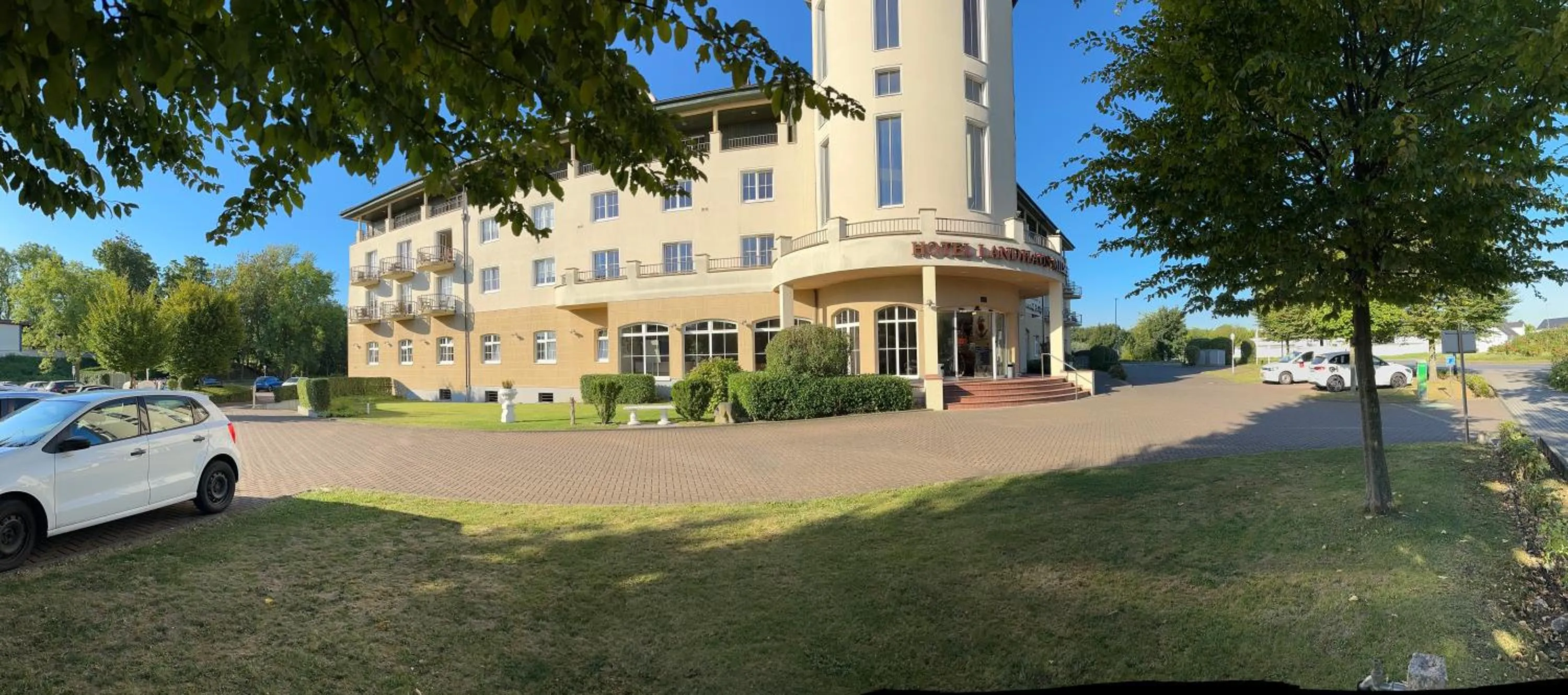 Property building in Hotel Landhaus Milser