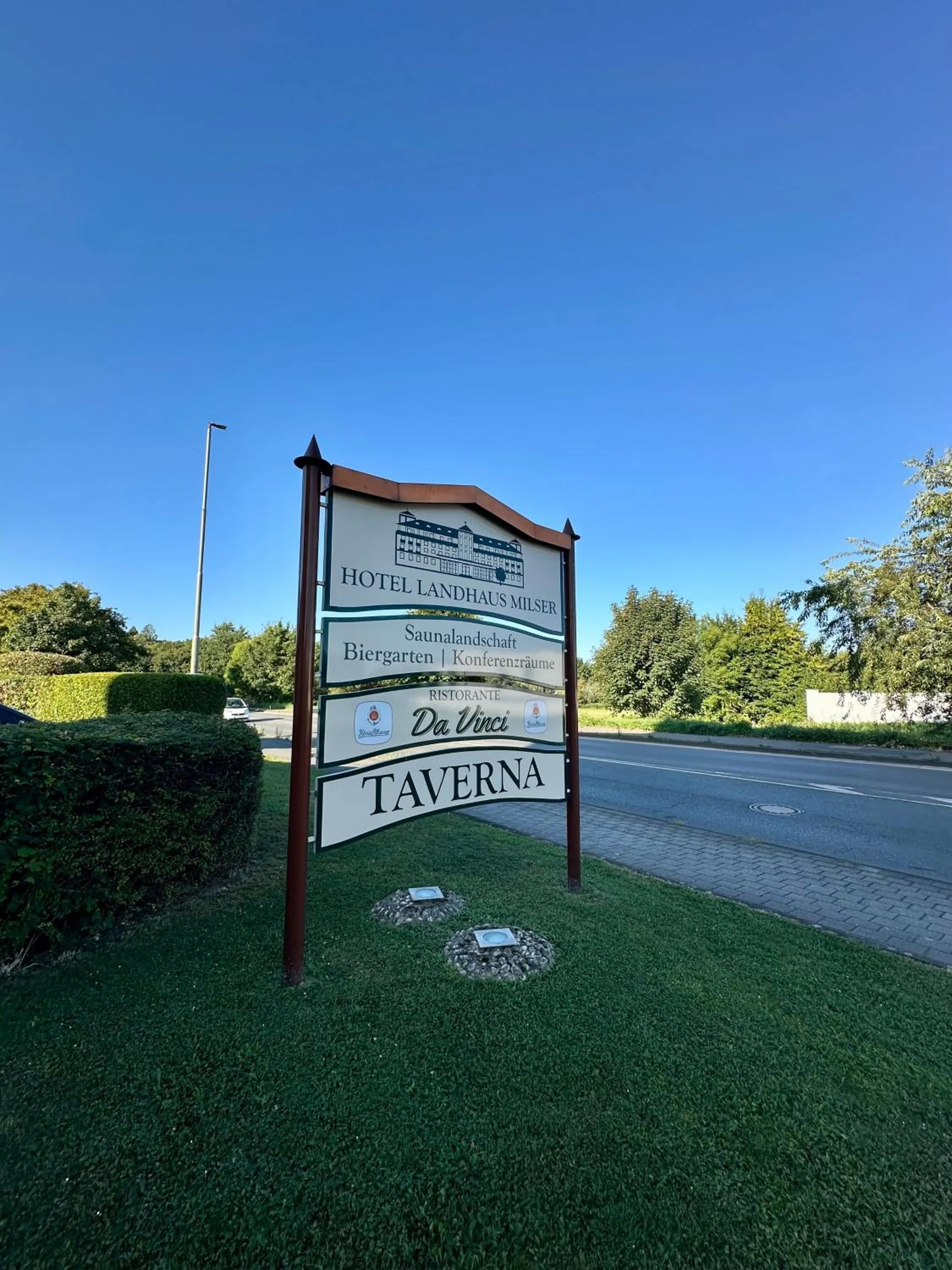 Restaurant/places to eat in Hotel Landhaus Milser