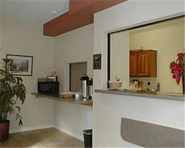 Lobby or reception in Nevada City Inn