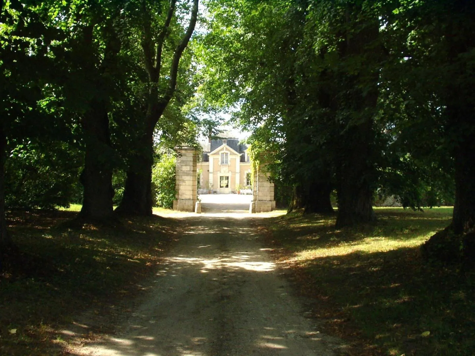 Property building in Château de Colliers