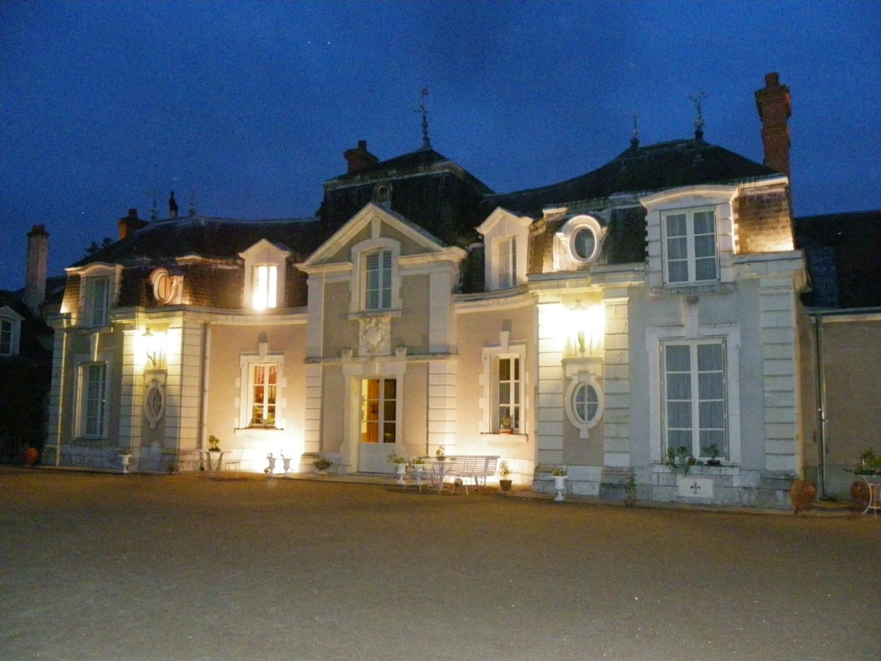 Property building in Château de Colliers