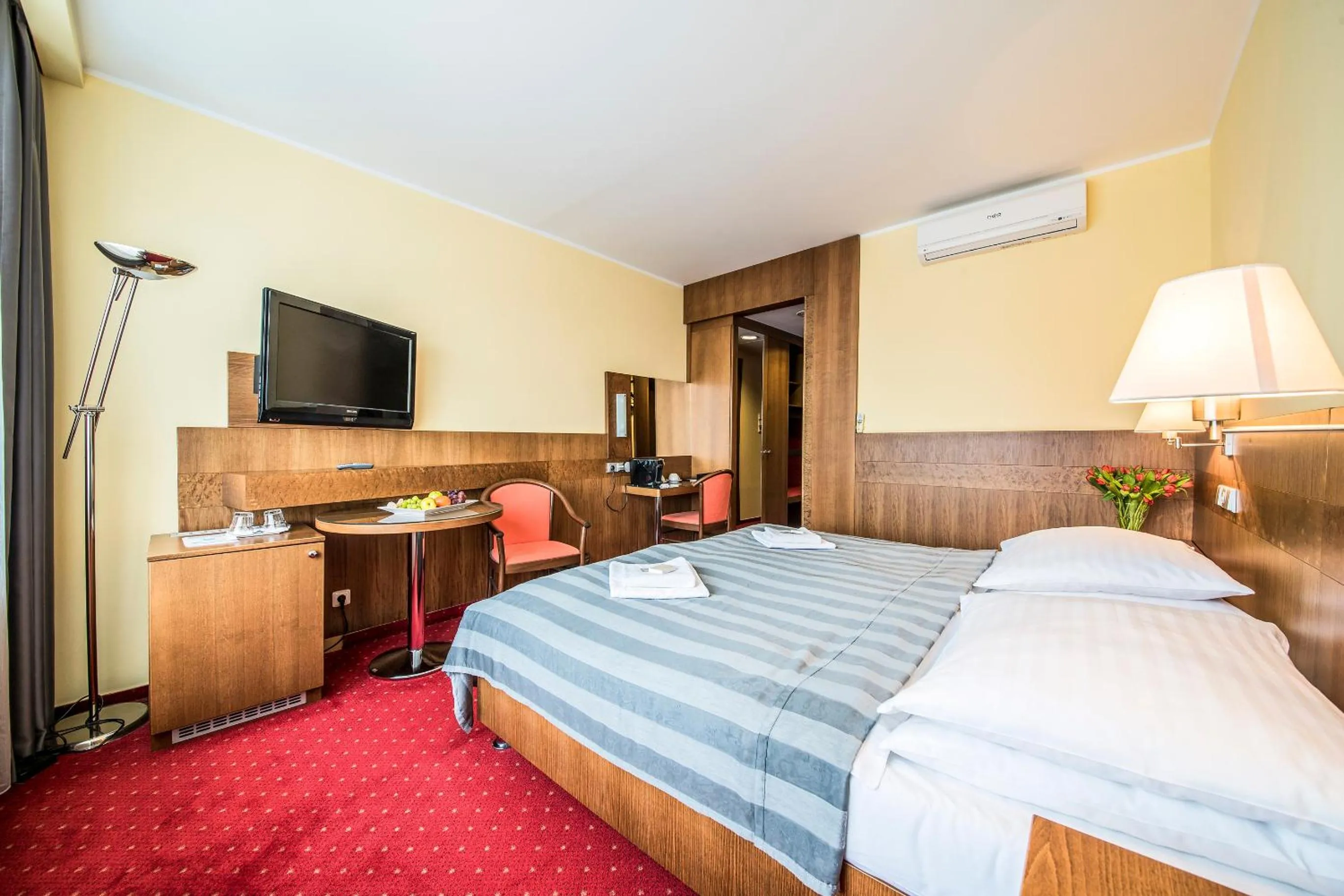 Bedroom, Bed in Hotel Jana Congress & Wellness