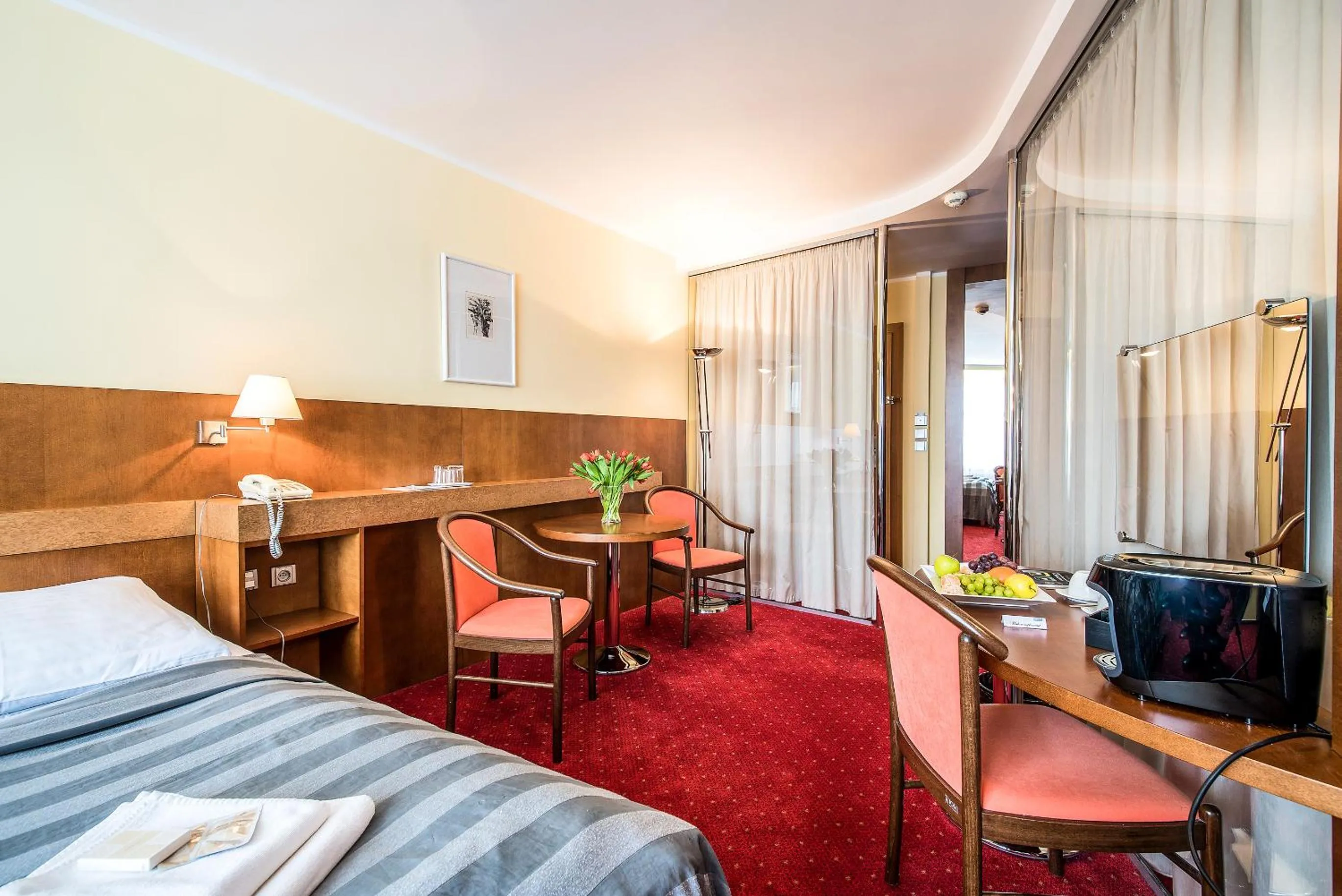 Bedroom, Bed in Hotel Jana Congress & Wellness