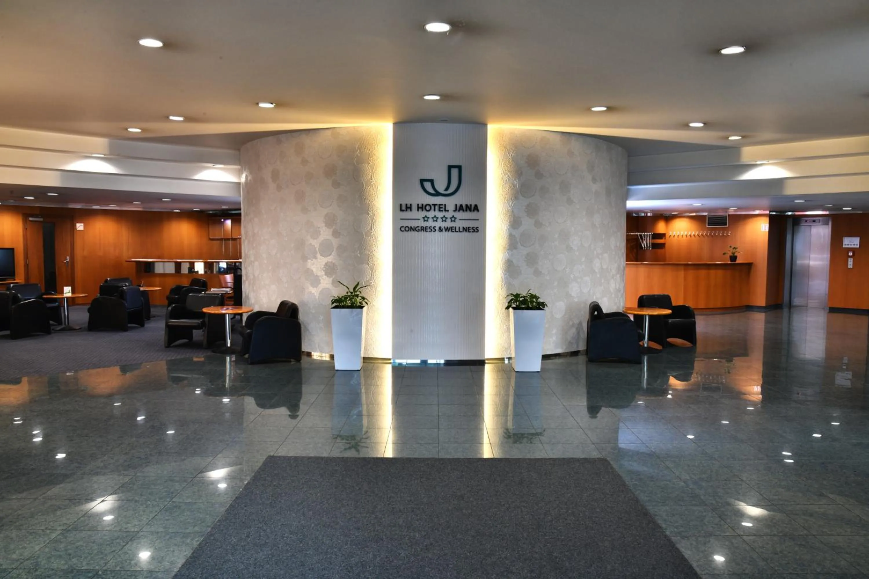 Lobby or reception in Hotel Jana Congress & Wellness