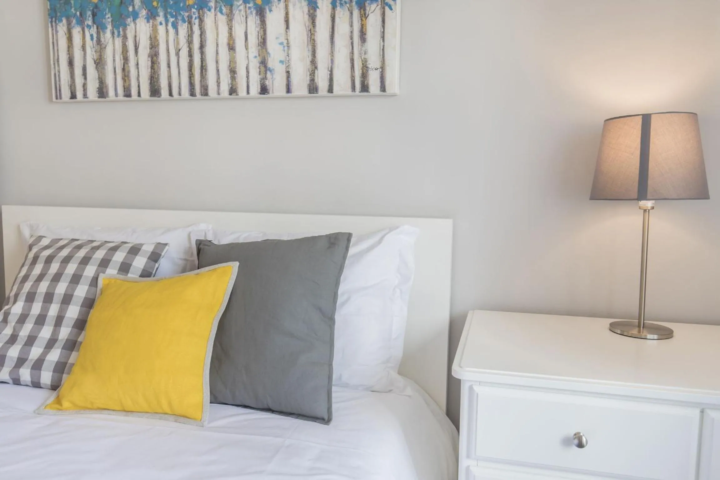 Bed in LovelyStay - Charming Marques Flat