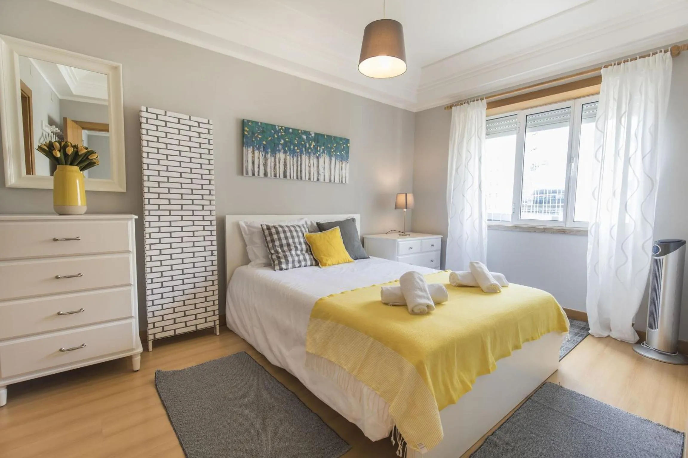 Other, Bed in LovelyStay - Charming Marques Flat