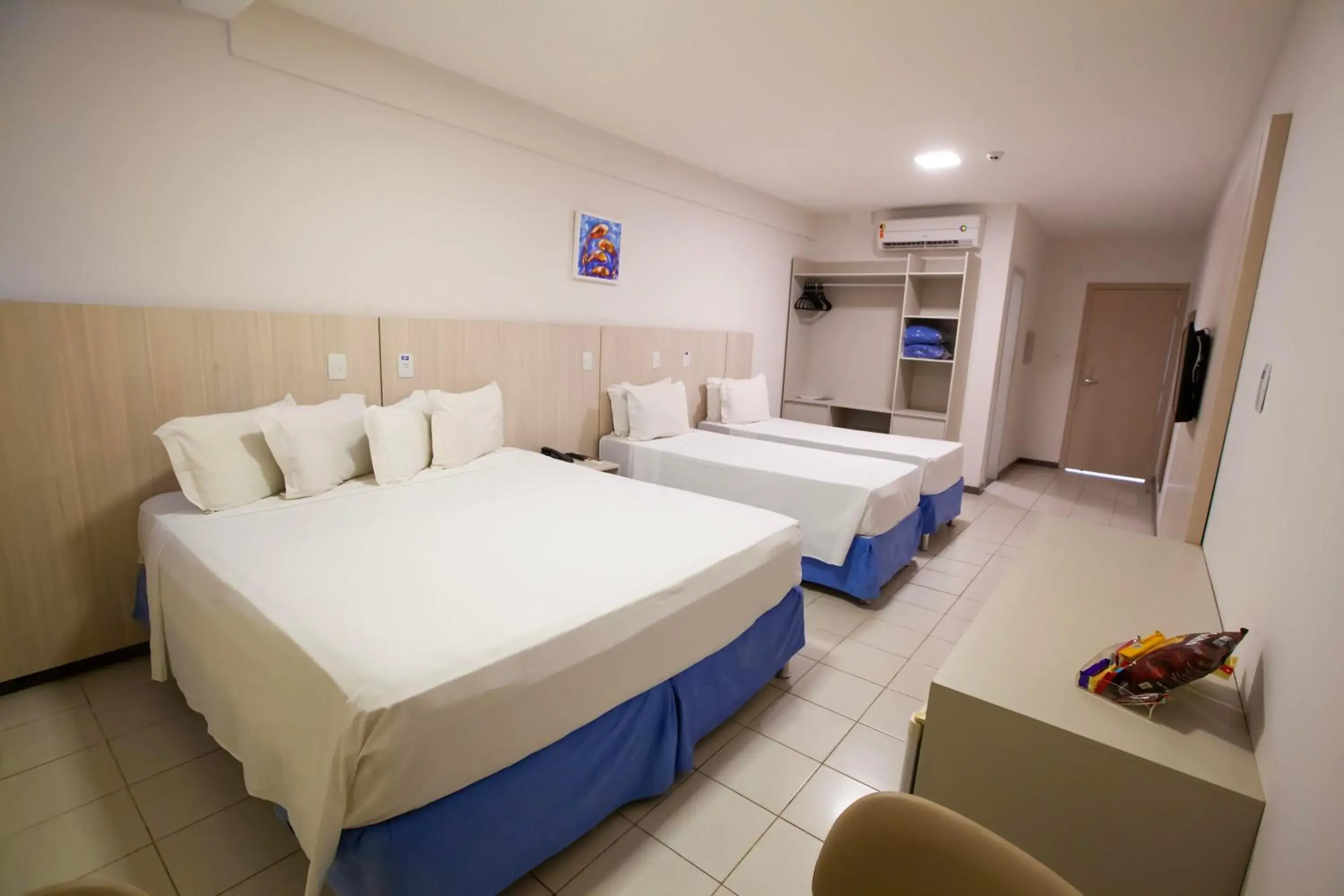 Standard Quadruple Room - No Sea View in Hotel da Costa By Nobile Standard Quadruple Room - No Sea View in Hotel da Costa By Nobile
