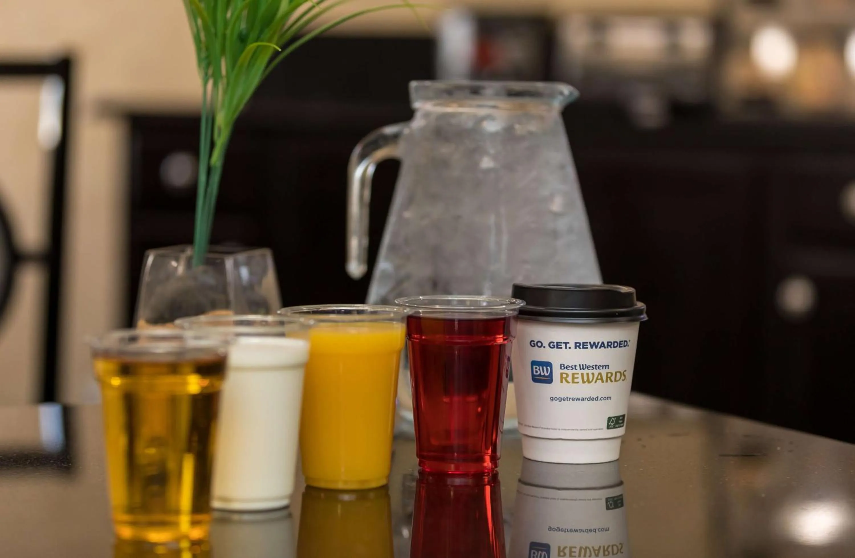 Restaurant/places to eat in The Independence Inn - Charlotte Matthews